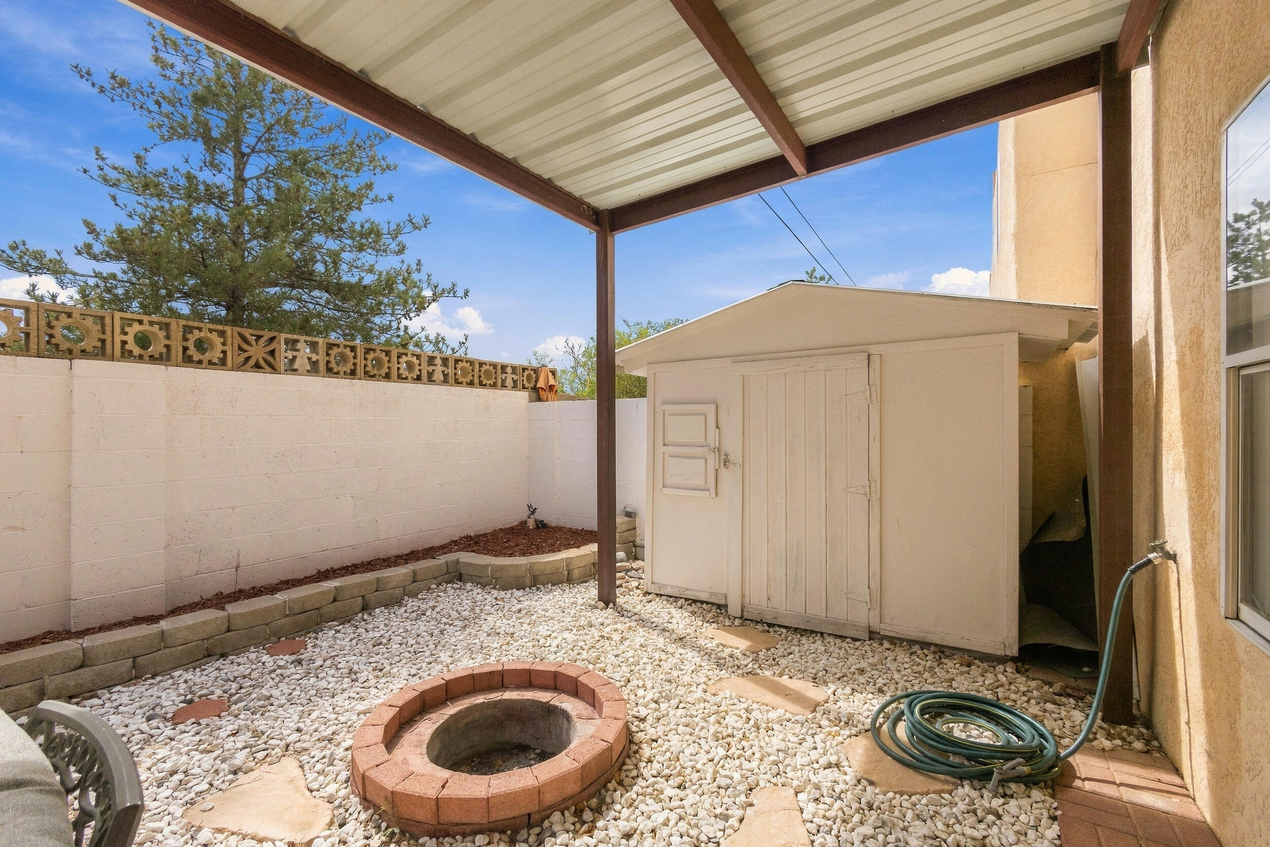 Photo 4 — 11256 Campo Del Sol Avenue NE