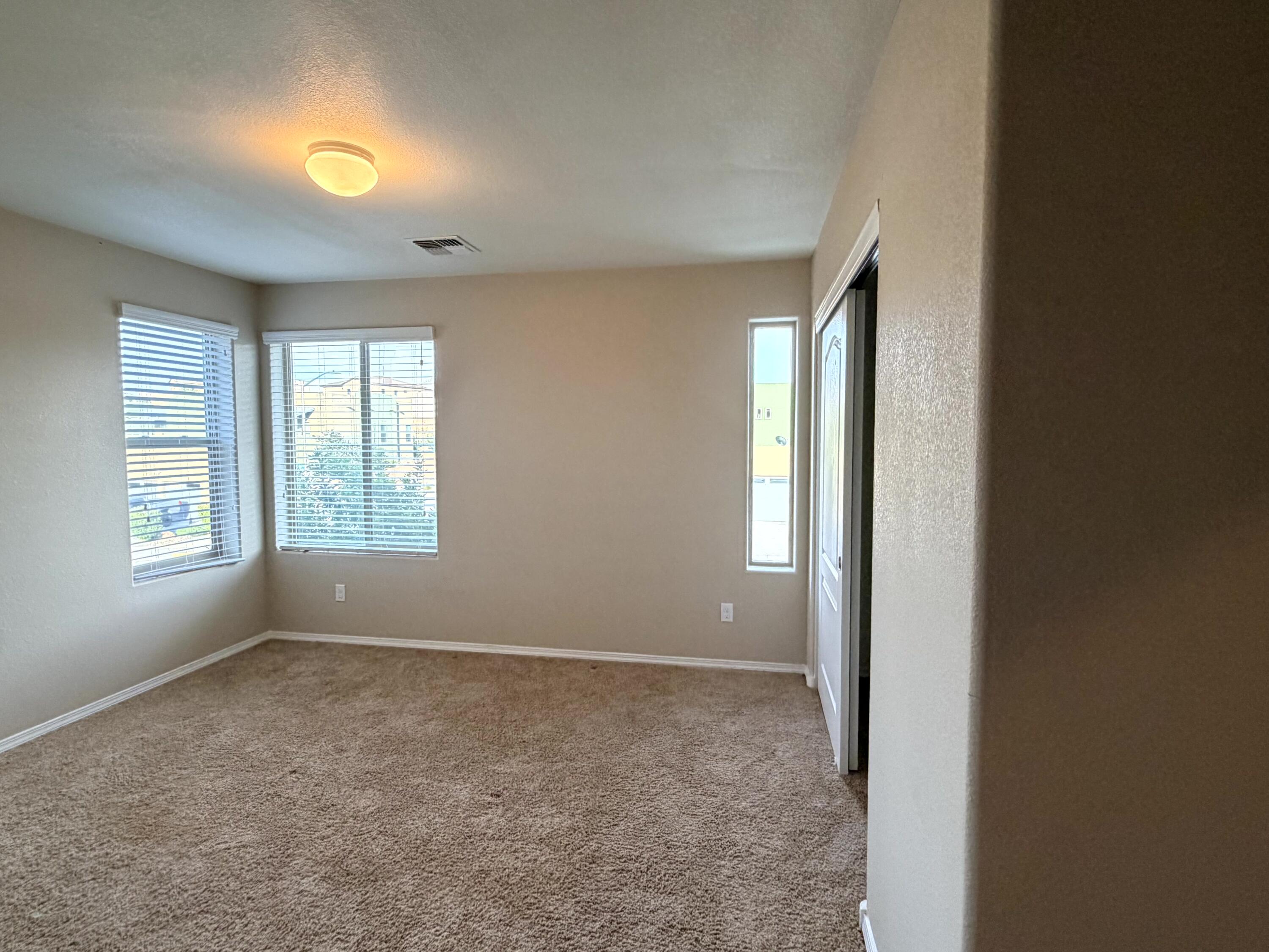 Photo 19 — 1600 Borrego Drive SE