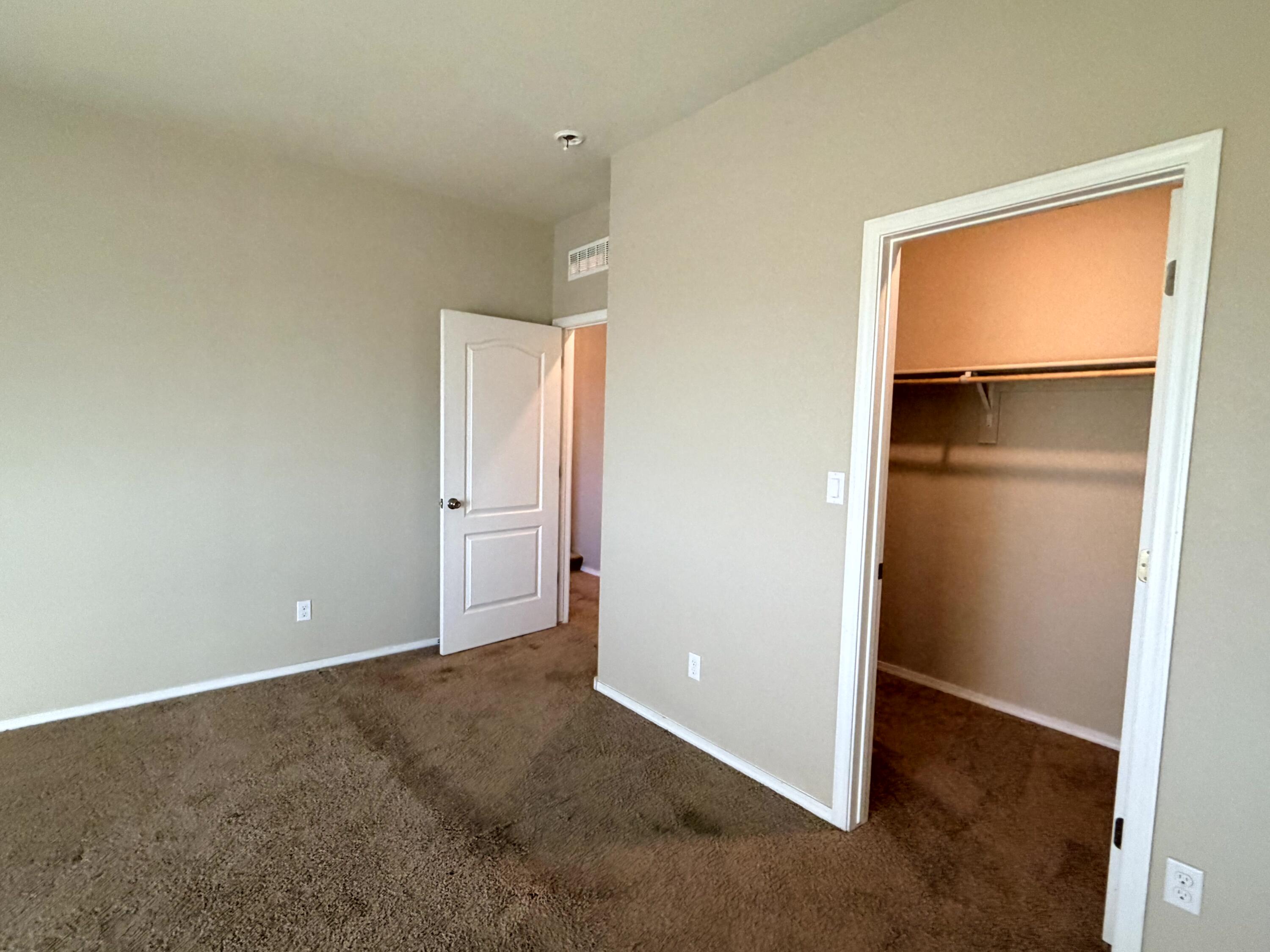 Photo 13 — 1600 Borrego Drive SE