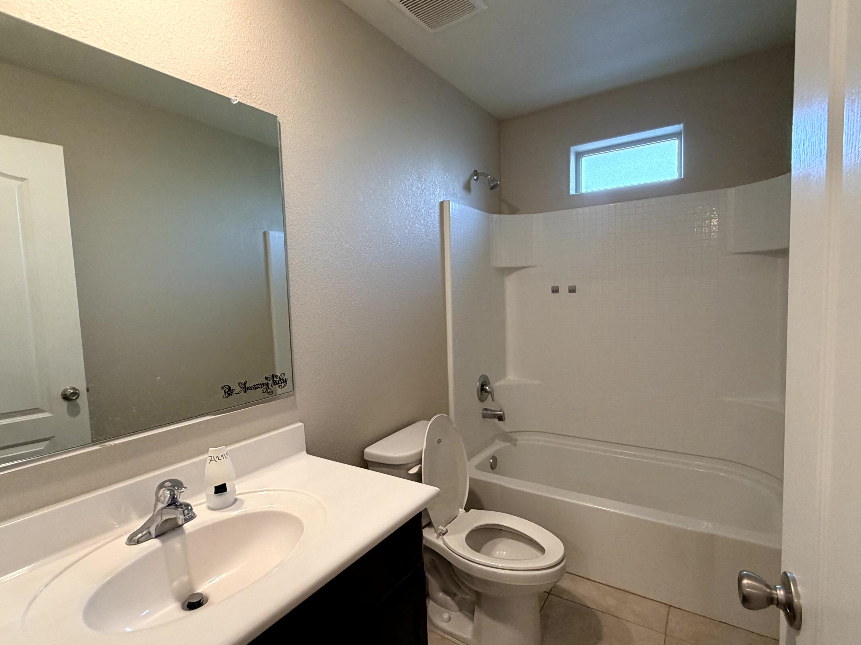 Photo 15 — 1600 Borrego Drive SE