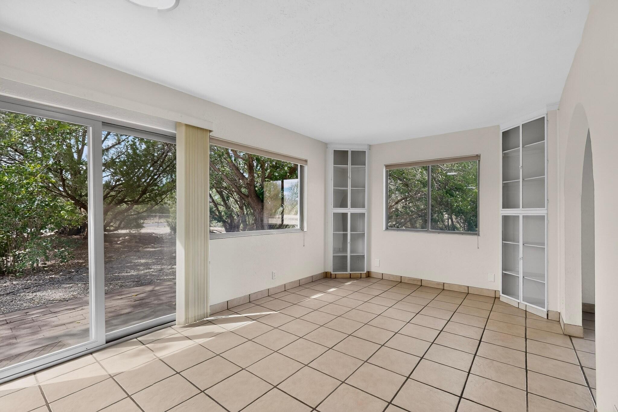 Photo 4 — 6550 Sahchu Street