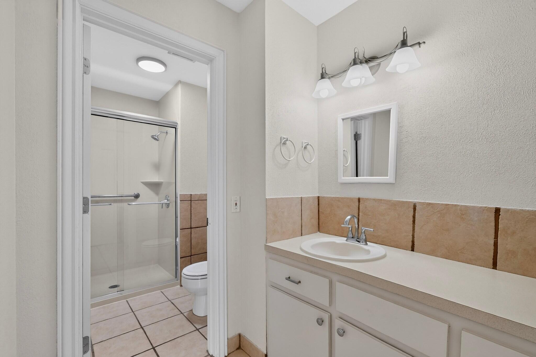 Photo 16 — 6550 Sahchu Street