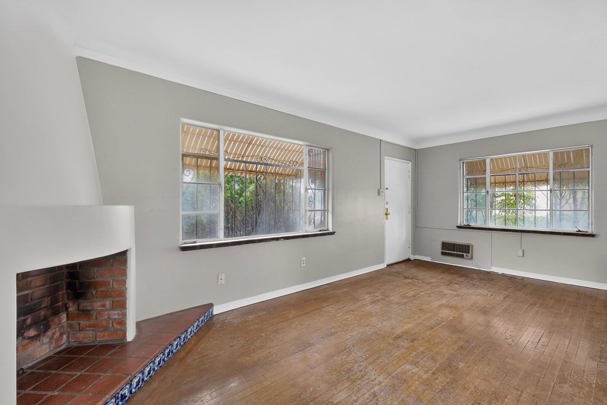 Photo 10 — 414 Pine Street SE