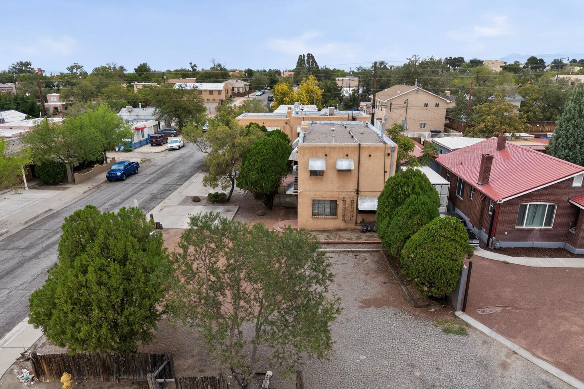 Photo 2 — 414 Pine Street SE