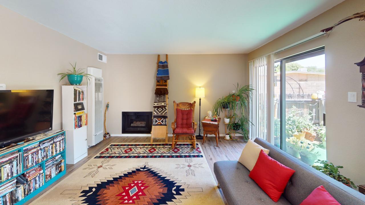 Photo 11 — 2100 Stardust Court
