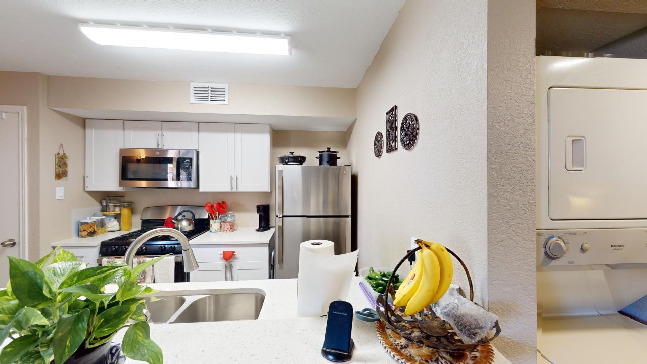 Photo 17 — 2100 Stardust Court