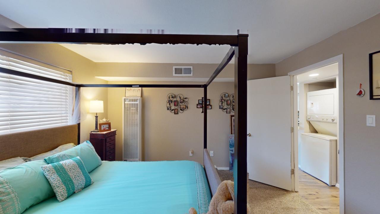 Photo 18 — 2100 Stardust Court