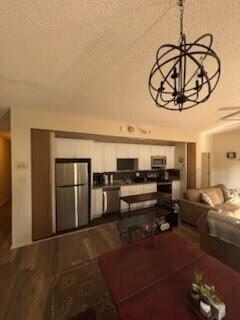 Photo 2 — 102 Thunder Mountain Court