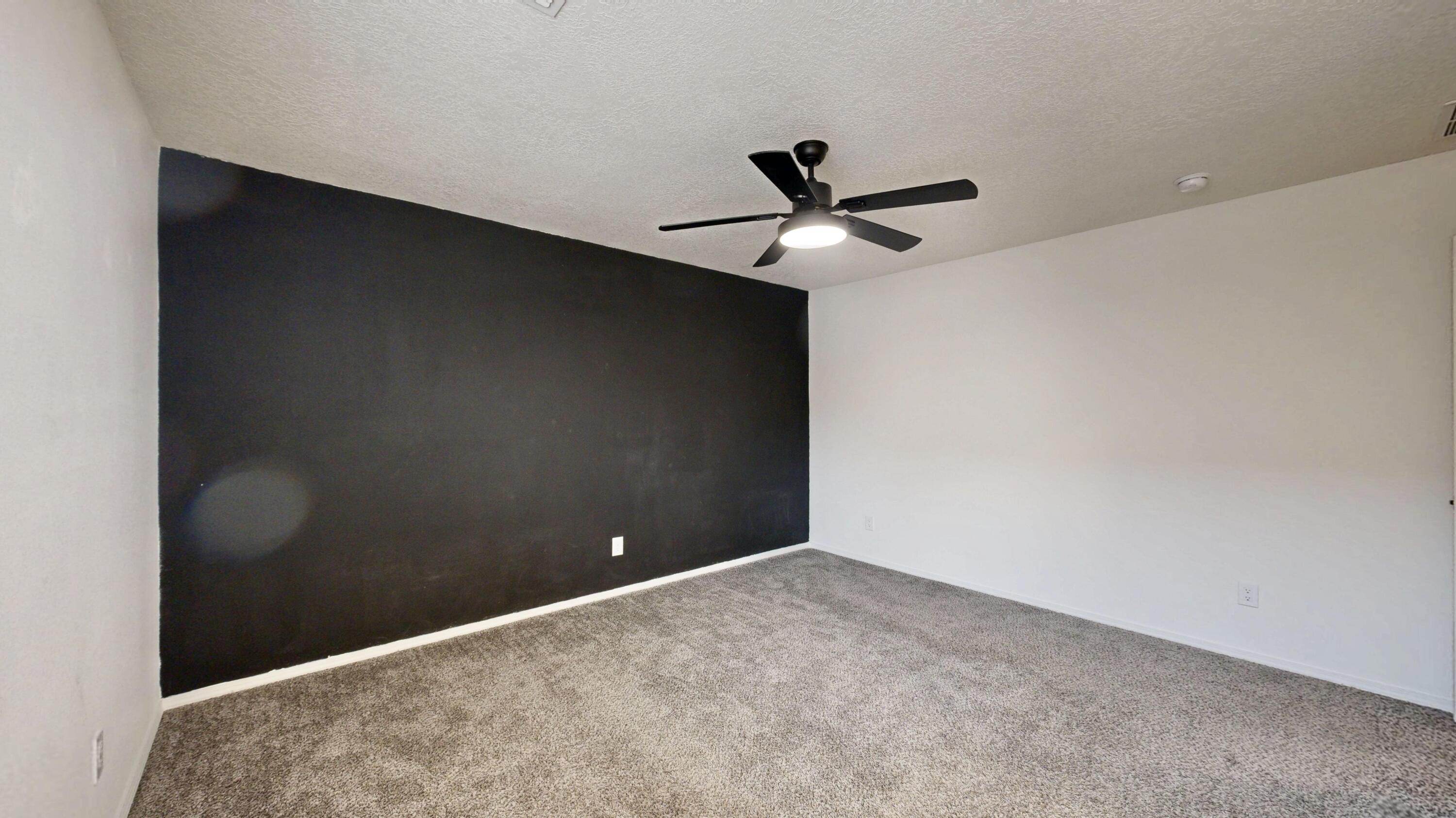 Photo 18 — 267 San Clemente Avenue NW