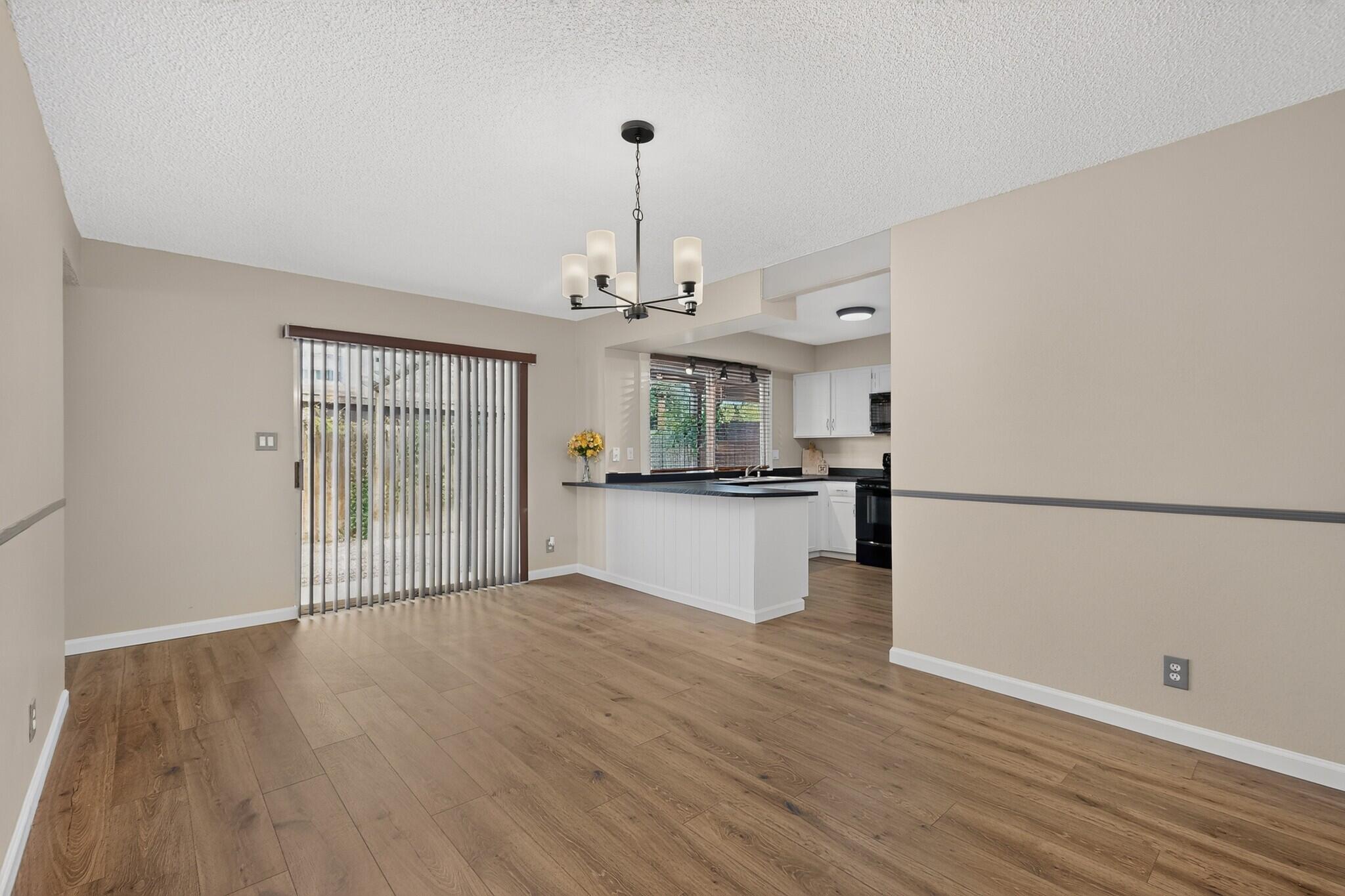 Photo 20 — 37 Calle Arroyo Seco NW