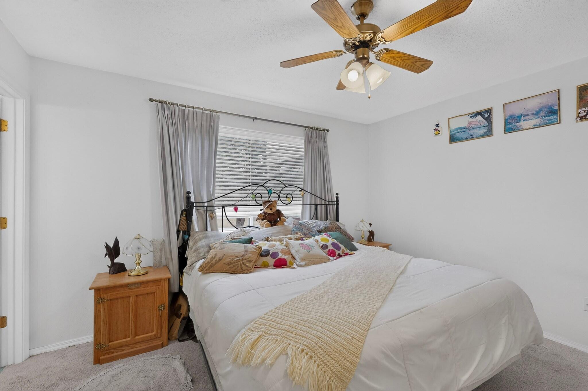 Photo 19 — 928 Lee Trevino Boulevard