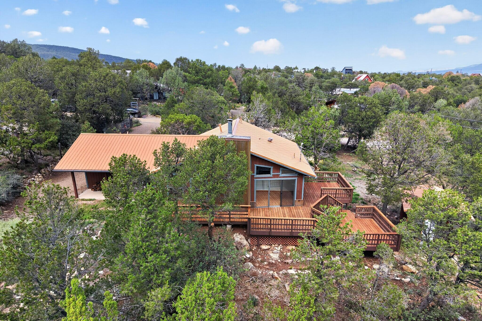 4 Oak Place, Cedar Crest, NM 87008