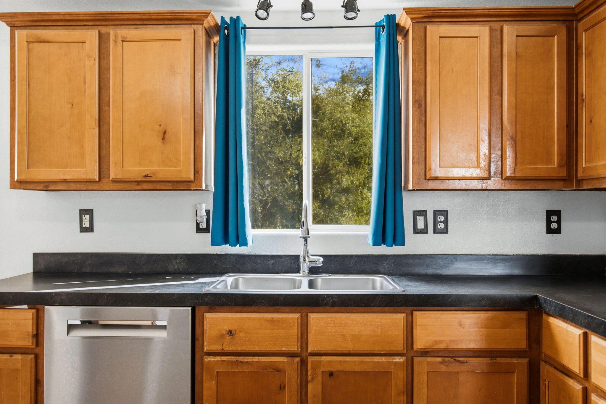 Photo 20 — 113 Hacienda Road NW