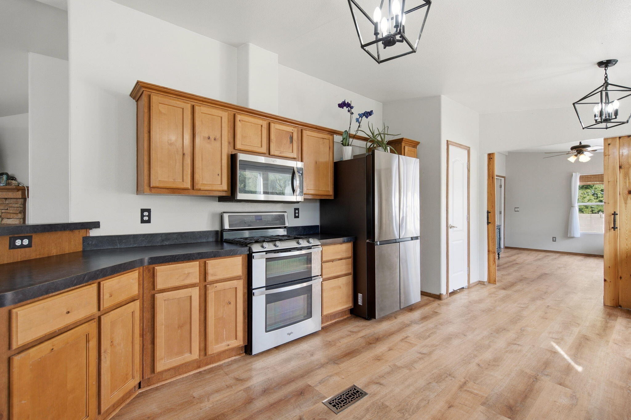 Photo 19 — 113 Hacienda Road NW