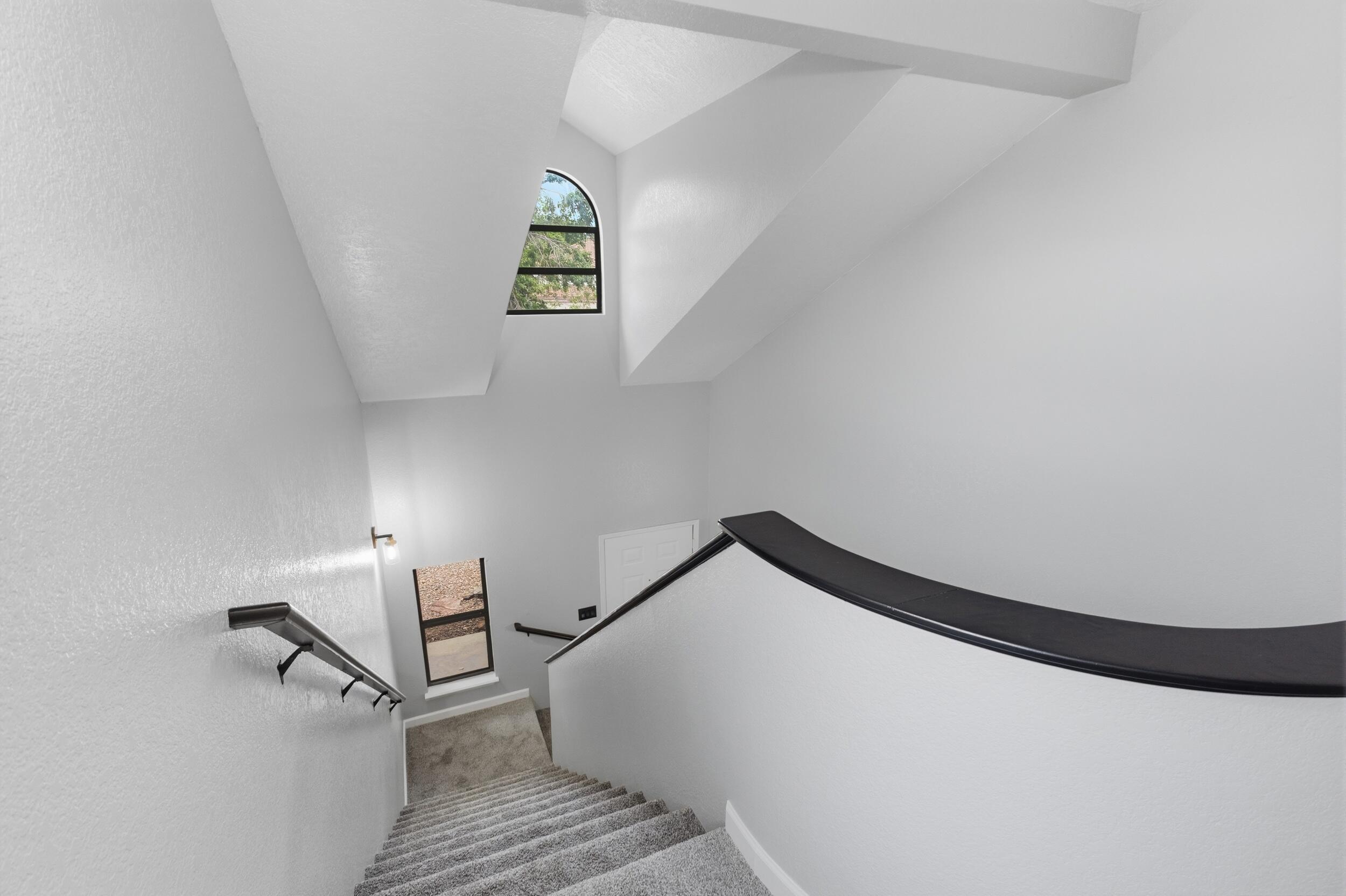 Photo 20 — 7628 Oakland Avenue NE