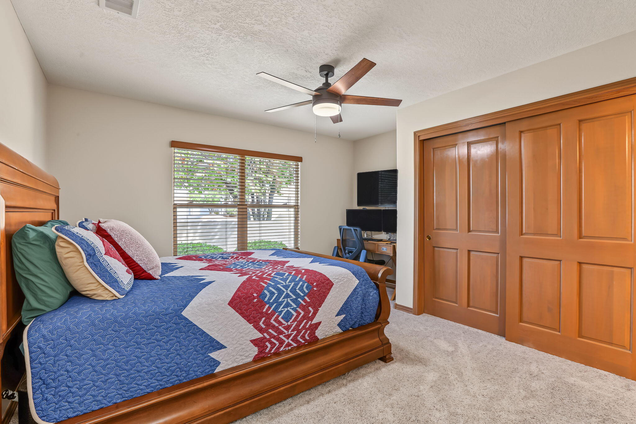 Photo 18 — 12816 Sandia Ridge Place NE