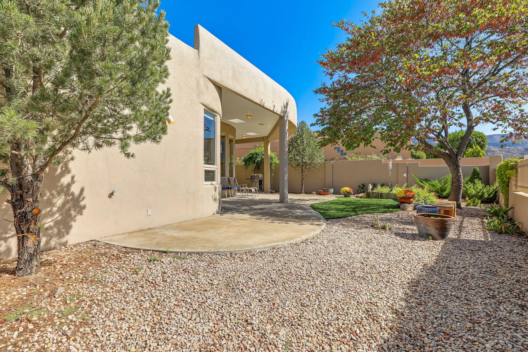 Photo 13 — 12816 Sandia Ridge Place NE