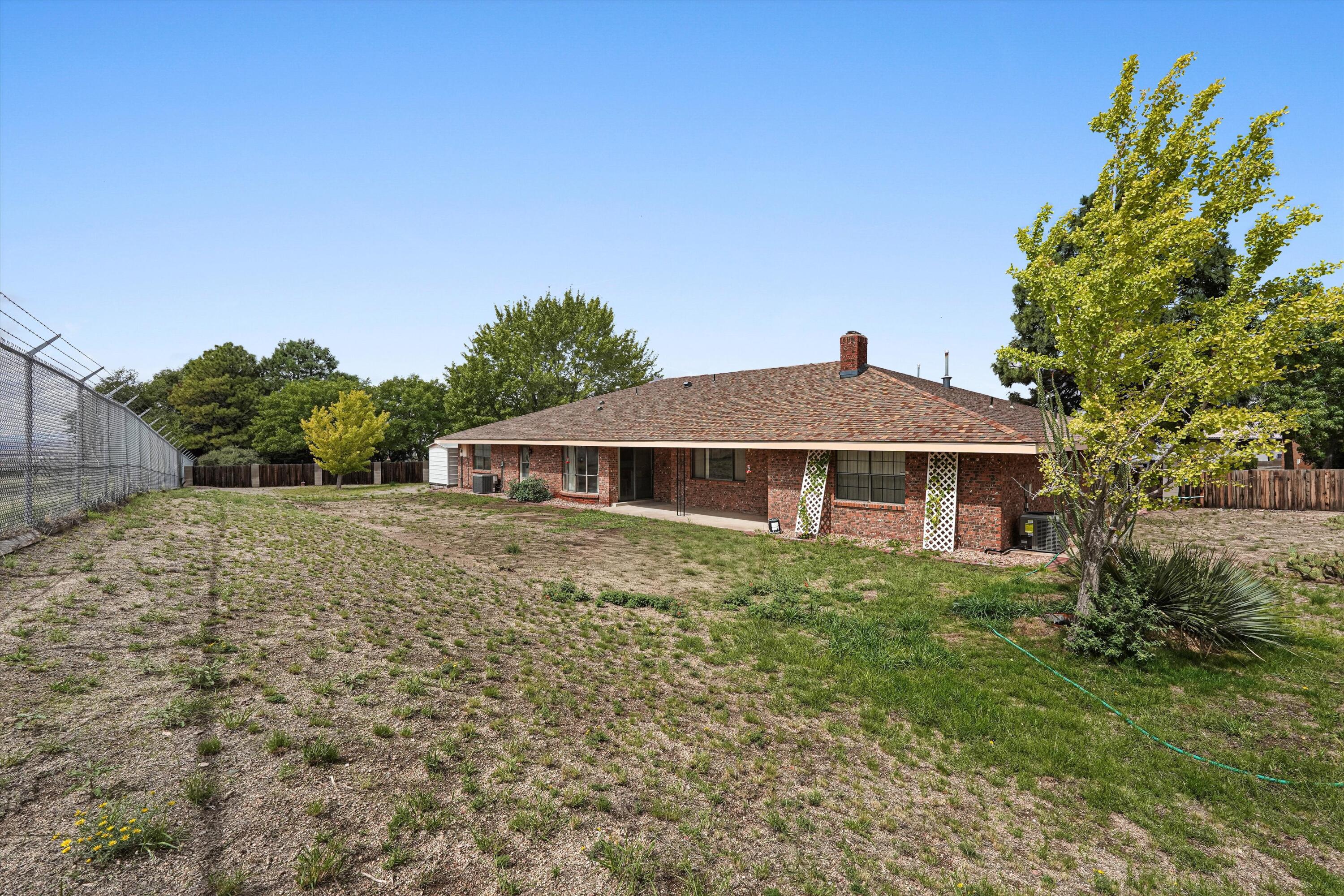 Photo 8 — 1717 Catron Court SE