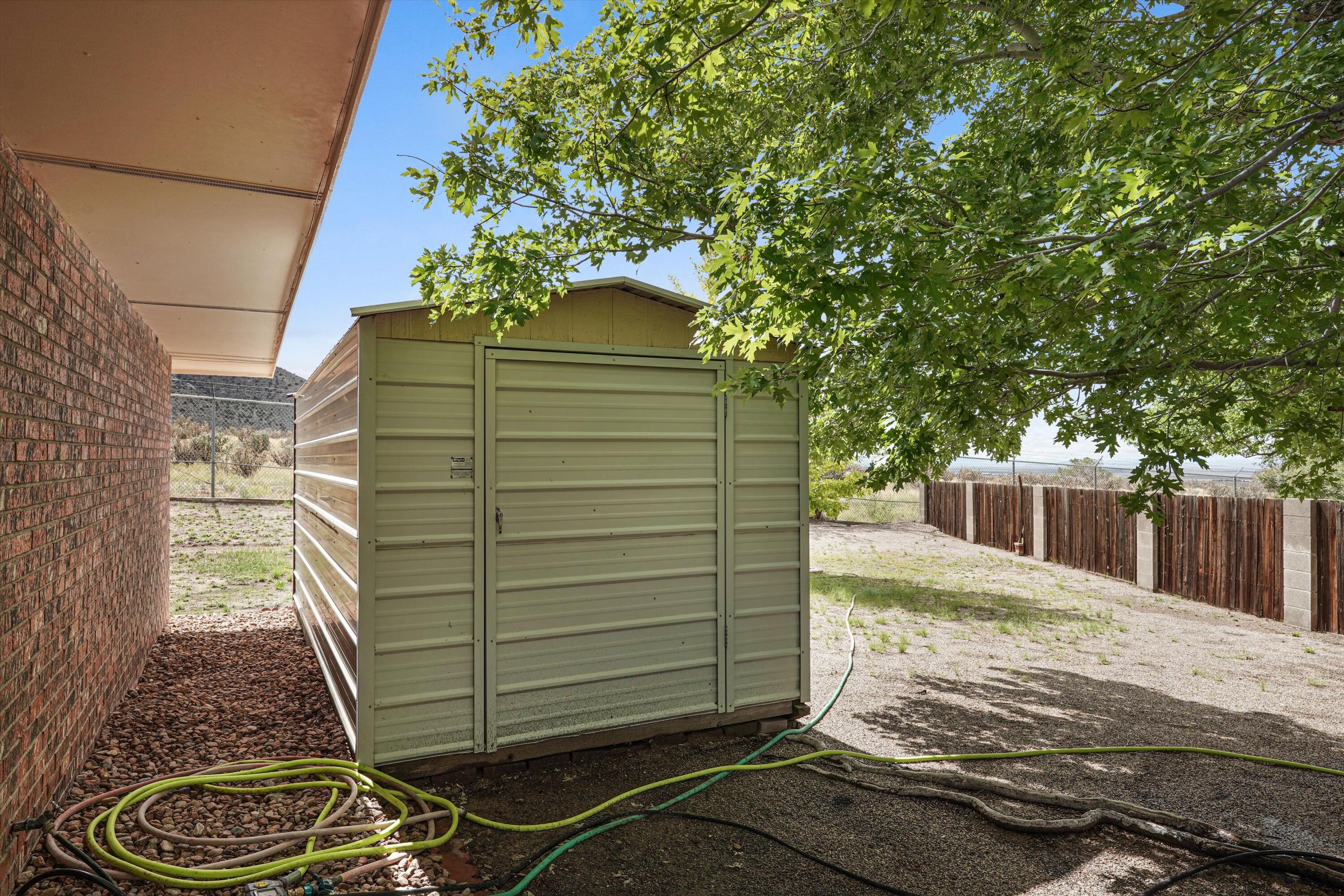 Photo 4 — 1717 Catron Court SE