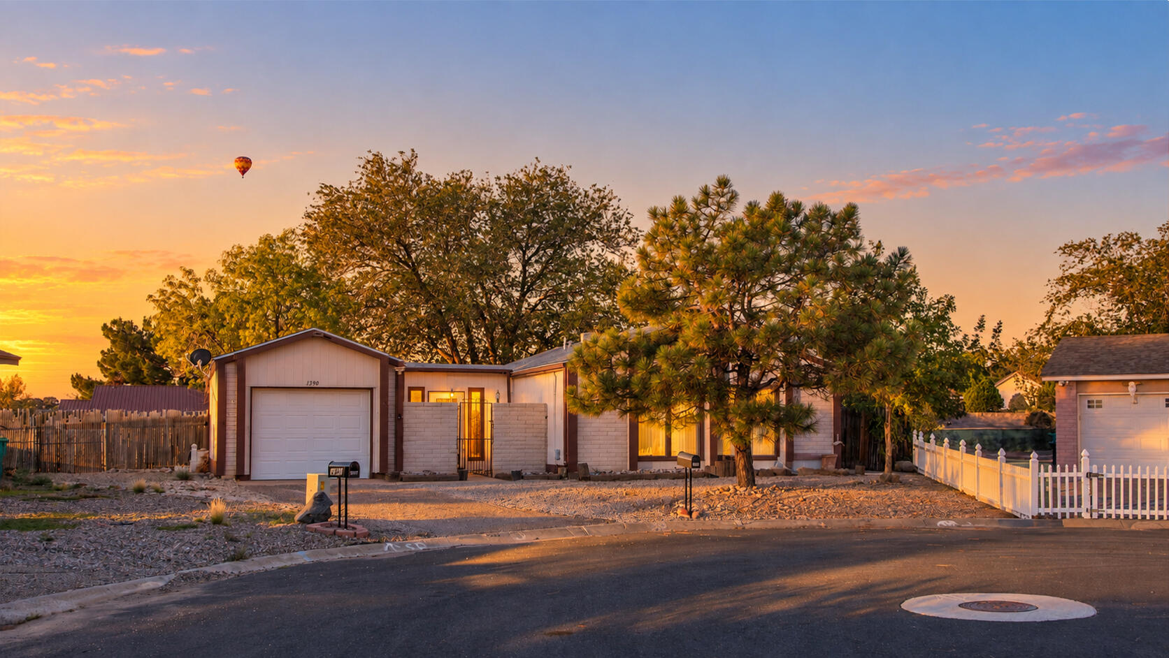 Photo 2 — 1390 Ponderosa Court SE