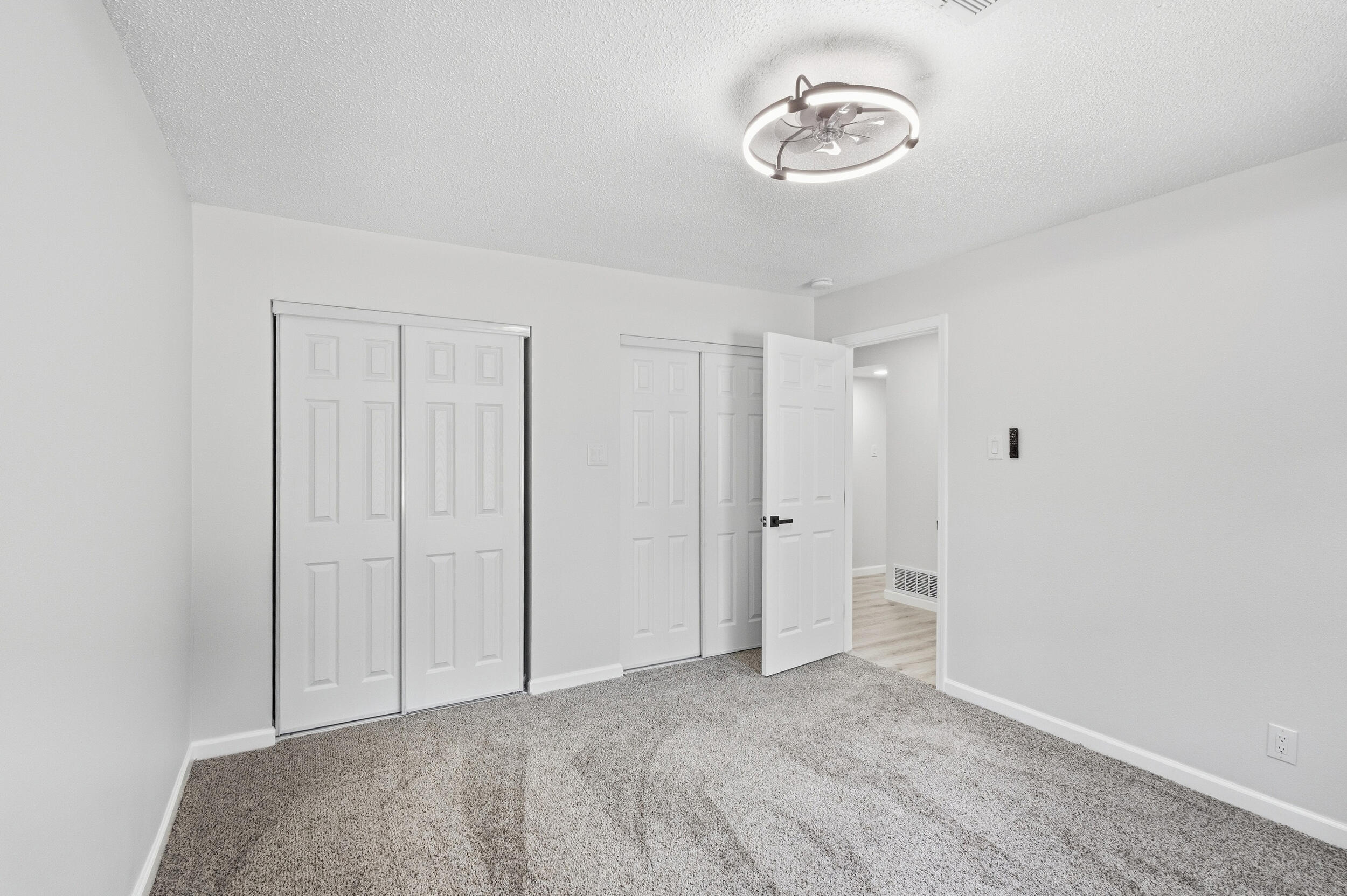 Photo 17 — 11224 Nassau Drive NE