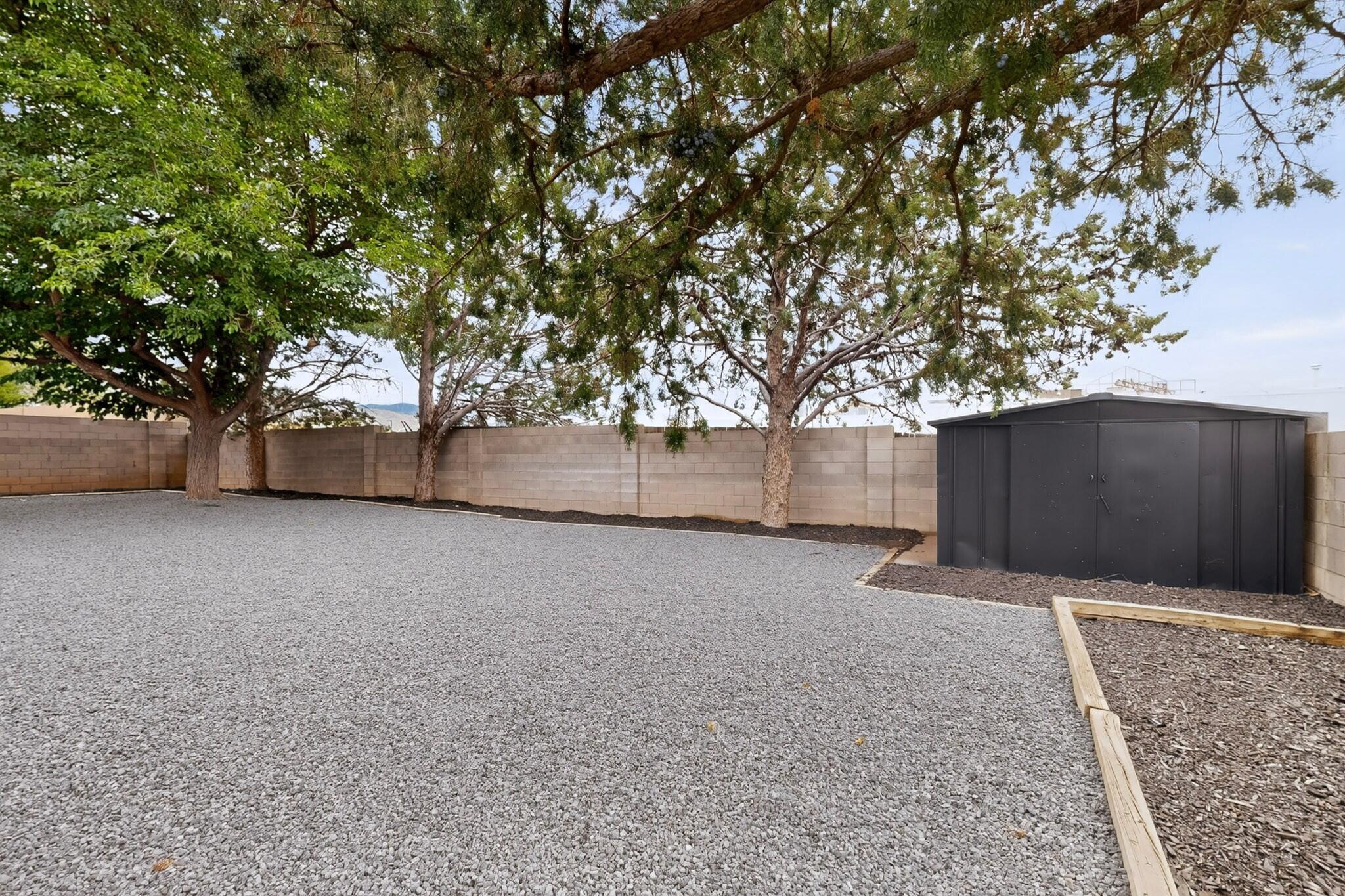 Photo 2 — 11224 Nassau Drive NE