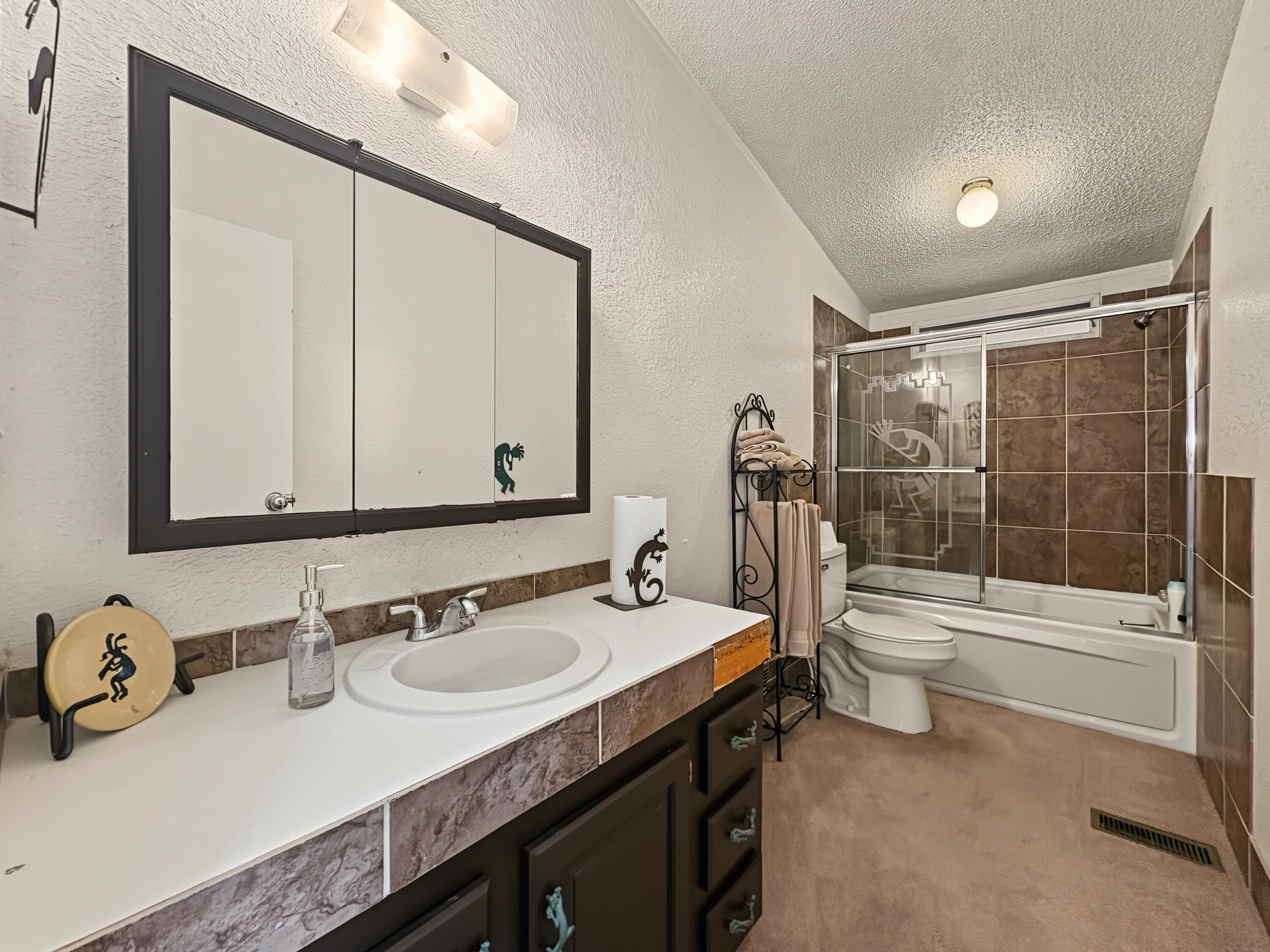 Photo 12 — 2912 Gun Club Road SW