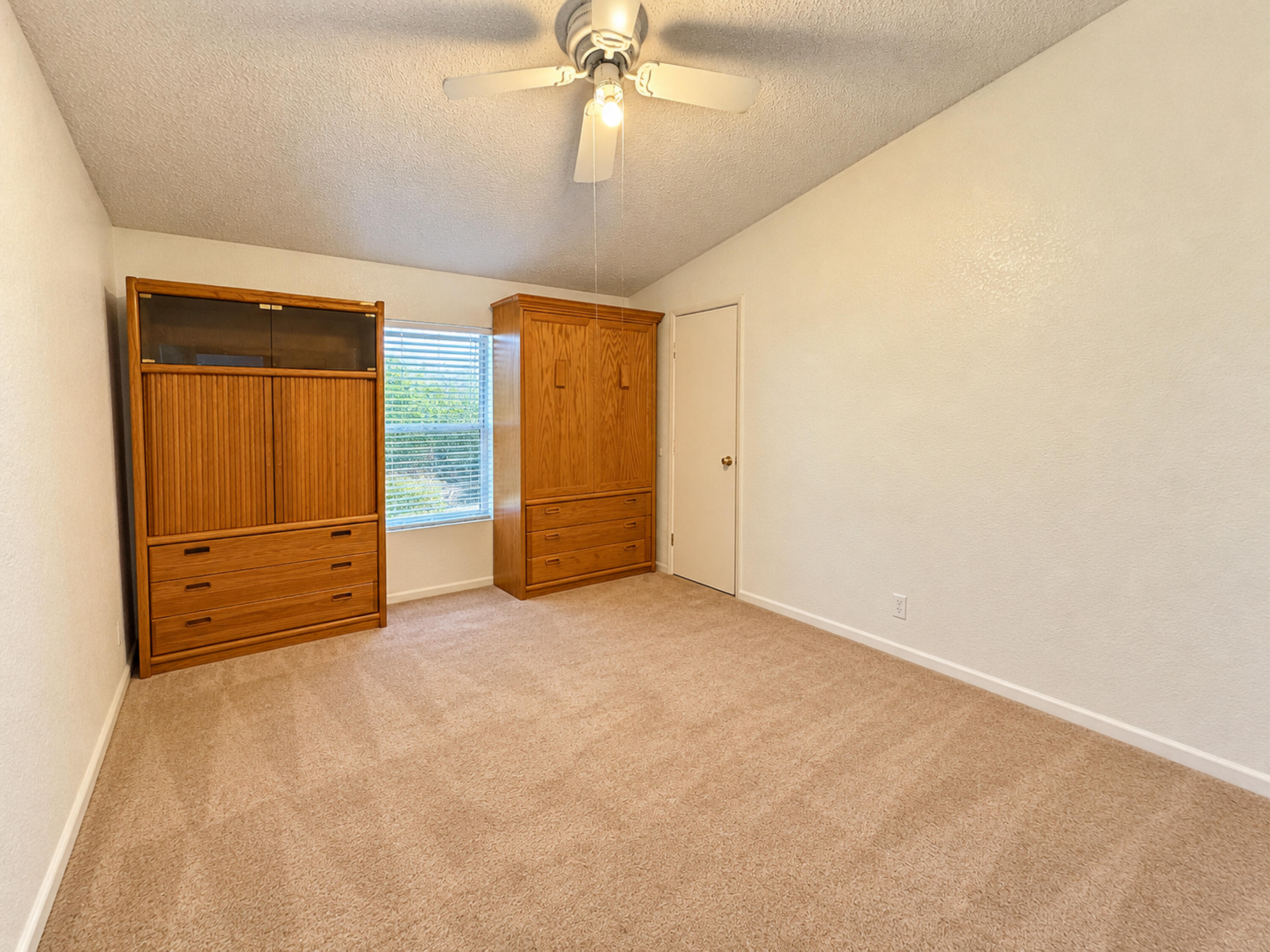 Photo 11 — 2912 Gun Club Road SW
