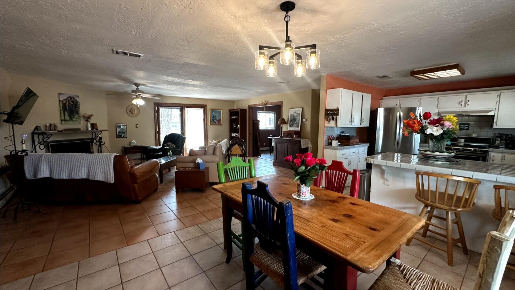Photo 18 — 243 Gossett Lane