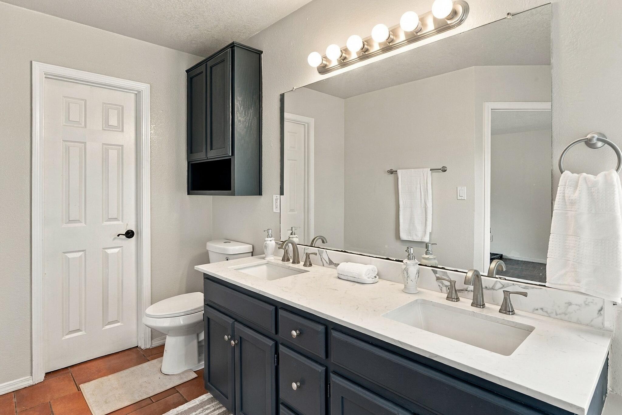 Photo 16 — 10414 San Gregorio Drive NW