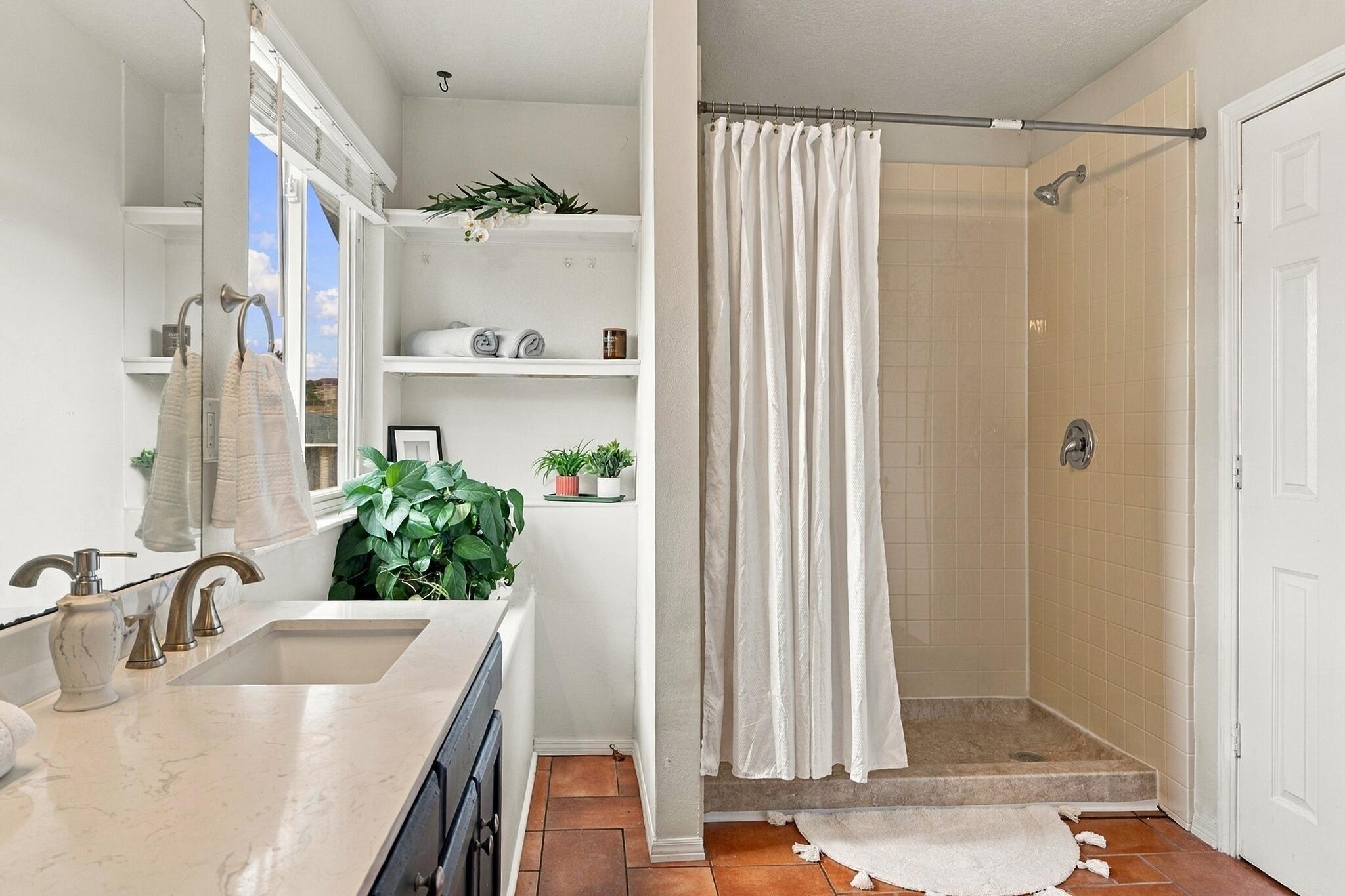 Photo 15 — 10414 San Gregorio Drive NW