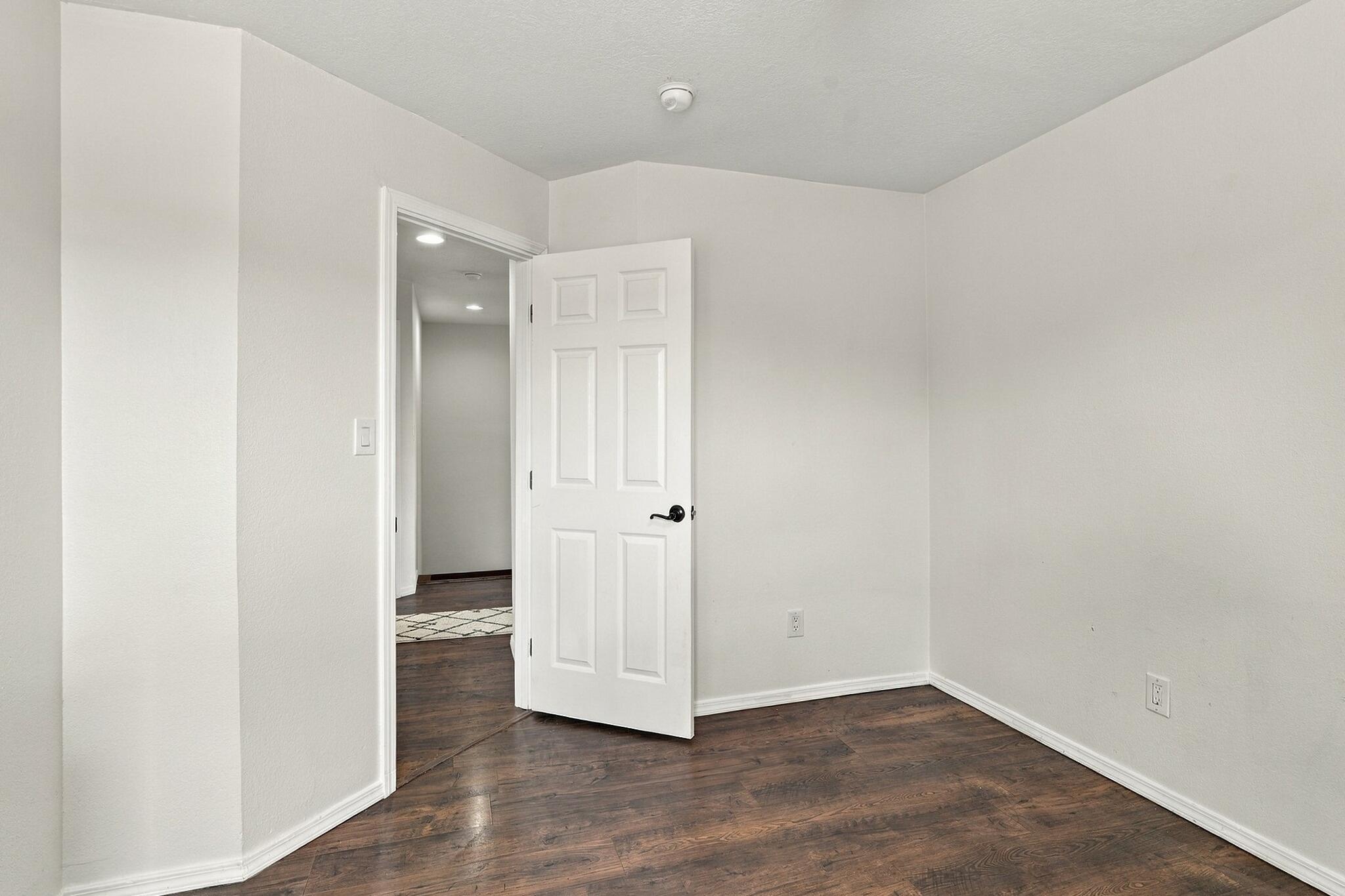 Photo 13 — 10414 San Gregorio Drive NW