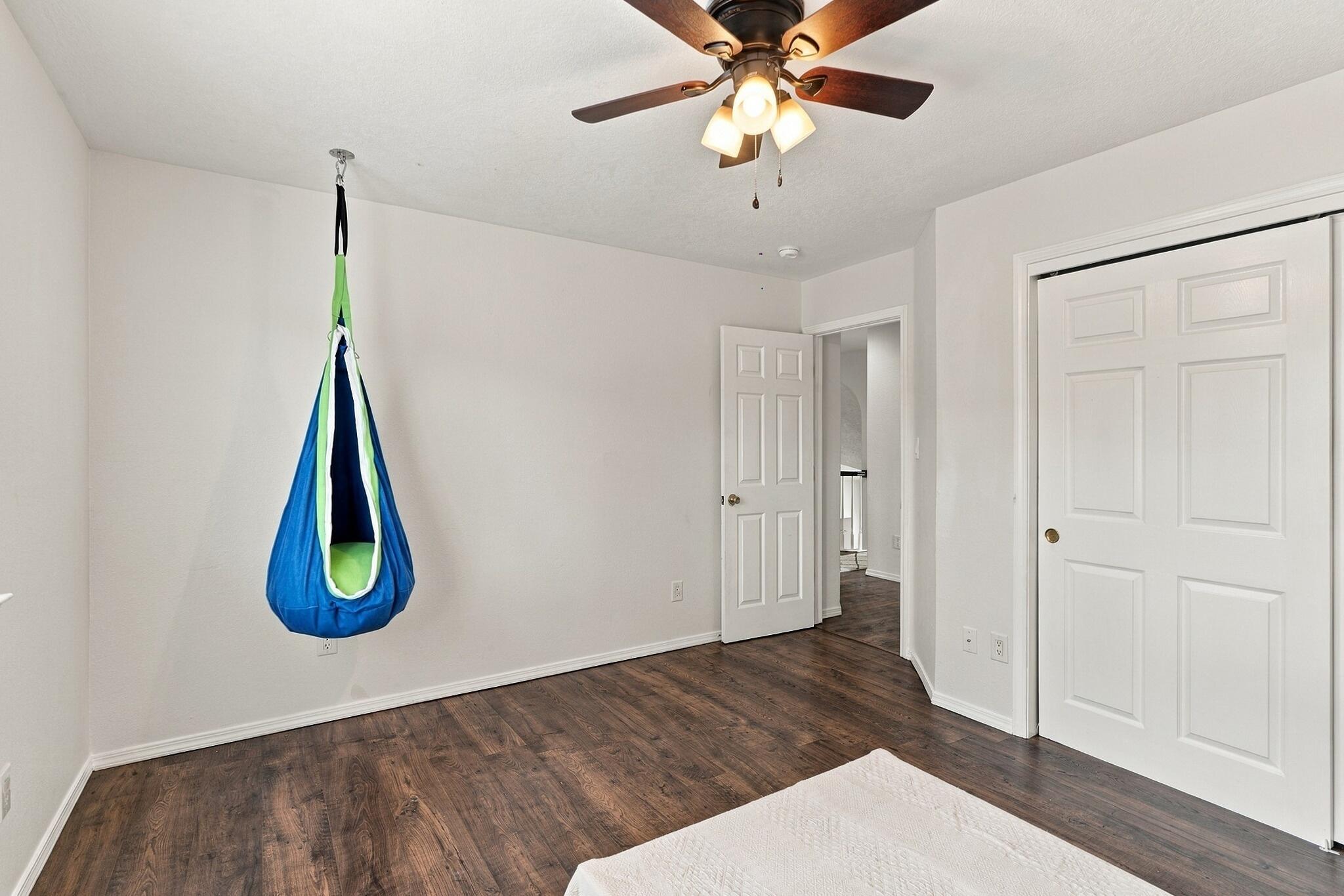 Photo 11 — 10414 San Gregorio Drive NW