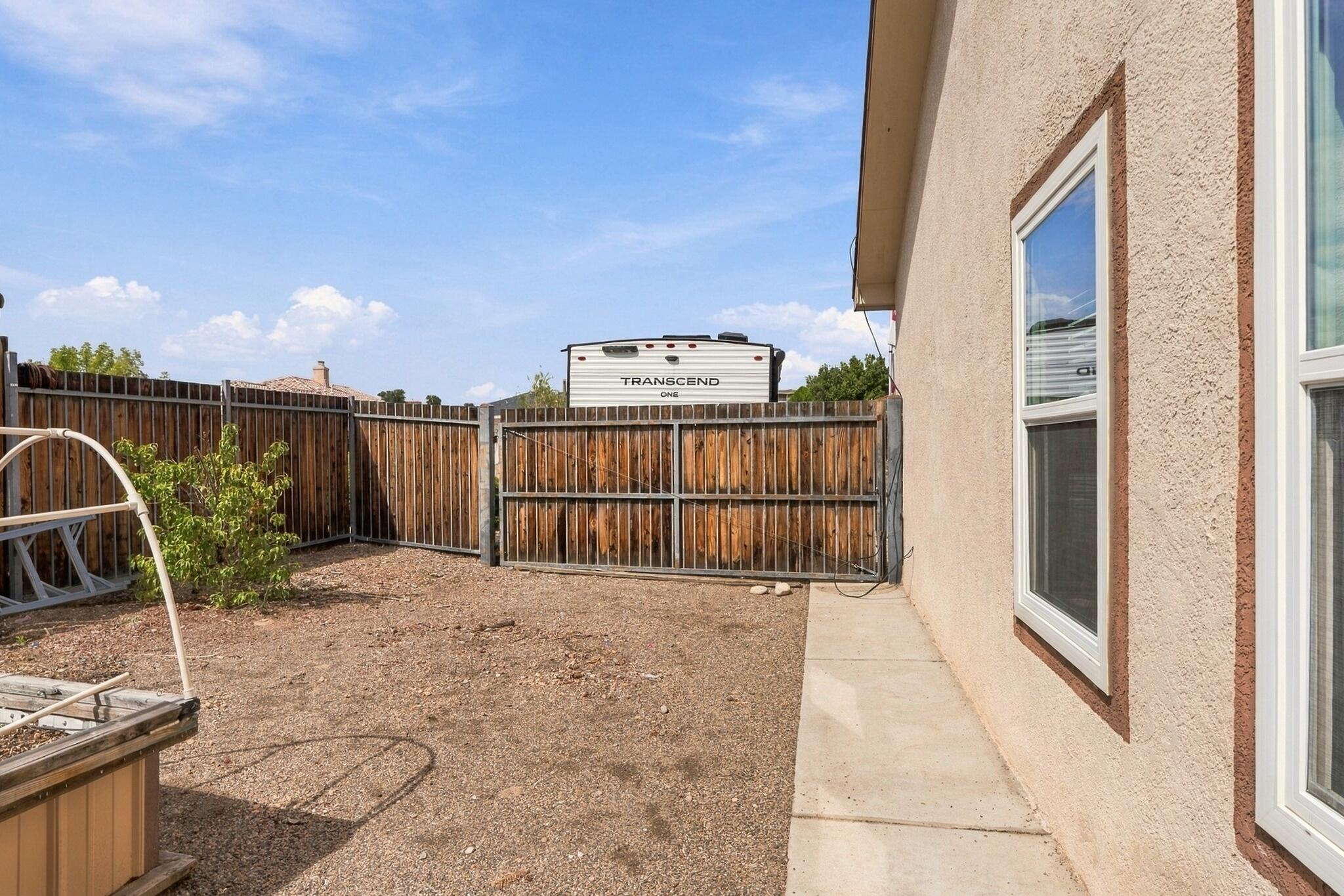 Photo 2 — 10414 San Gregorio Drive NW