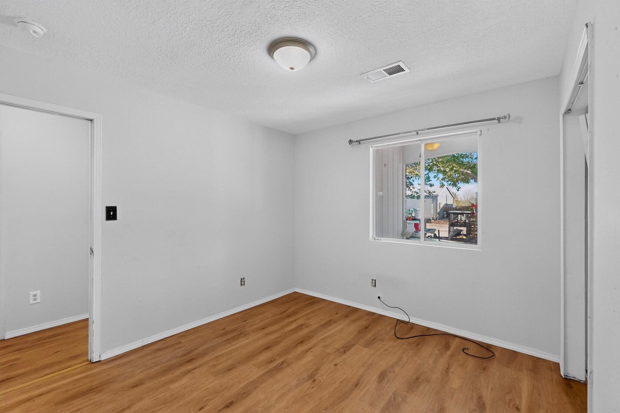 Photo 12 — 1657 Lark Spur Drive NE