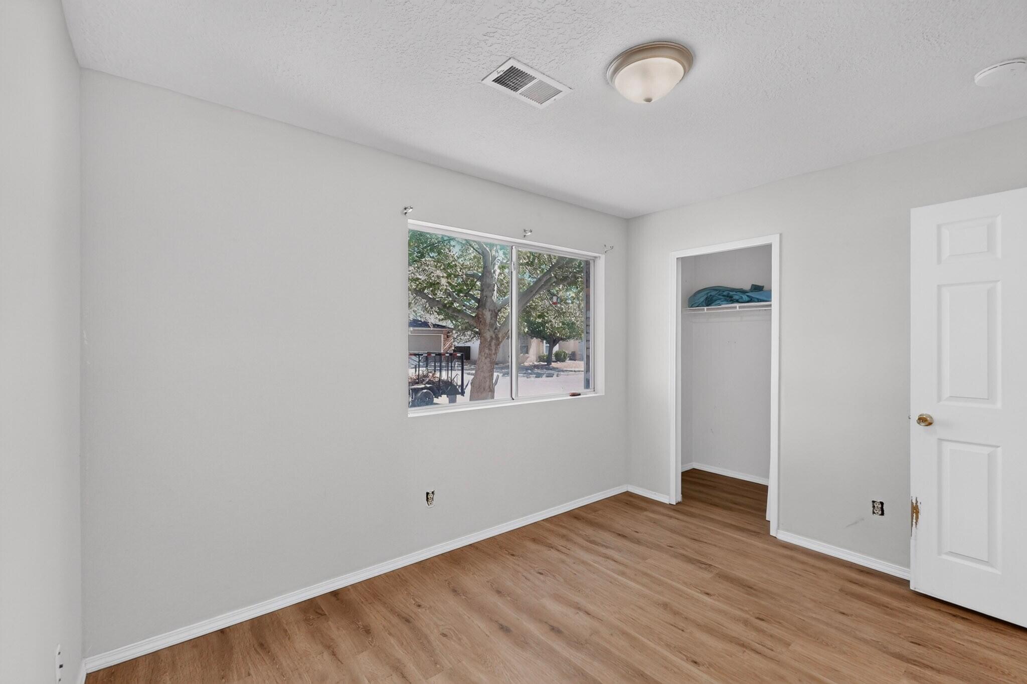 Photo 2 — 1657 Lark Spur Drive NE