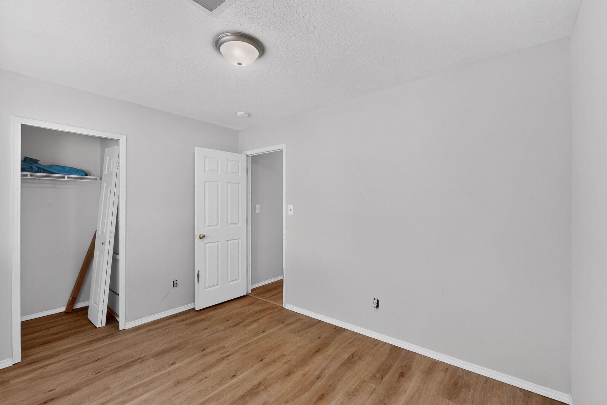 Photo 3 — 1657 Lark Spur Drive NE