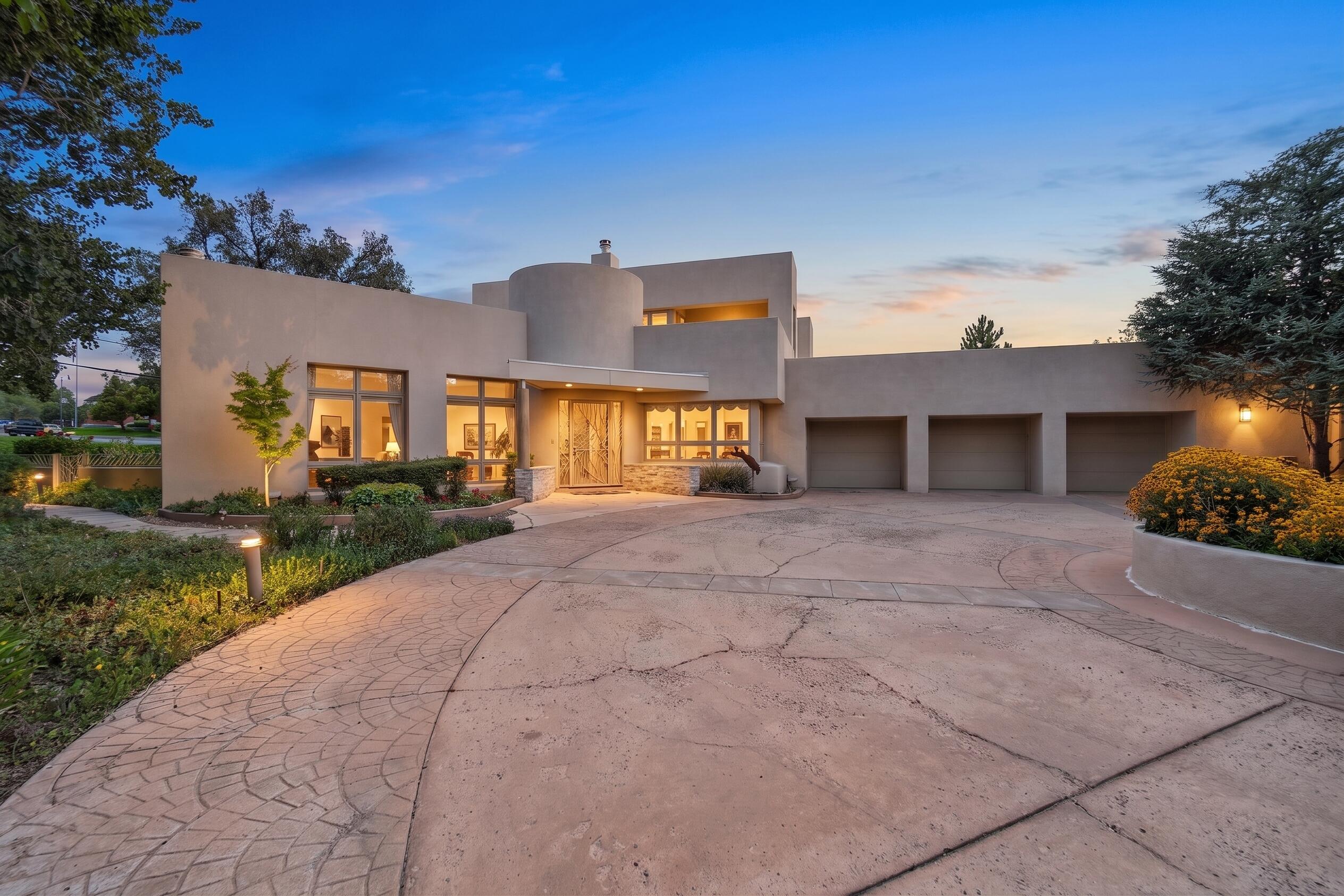 1005 Four Hills Court SE, Albuquerque, NM 87123