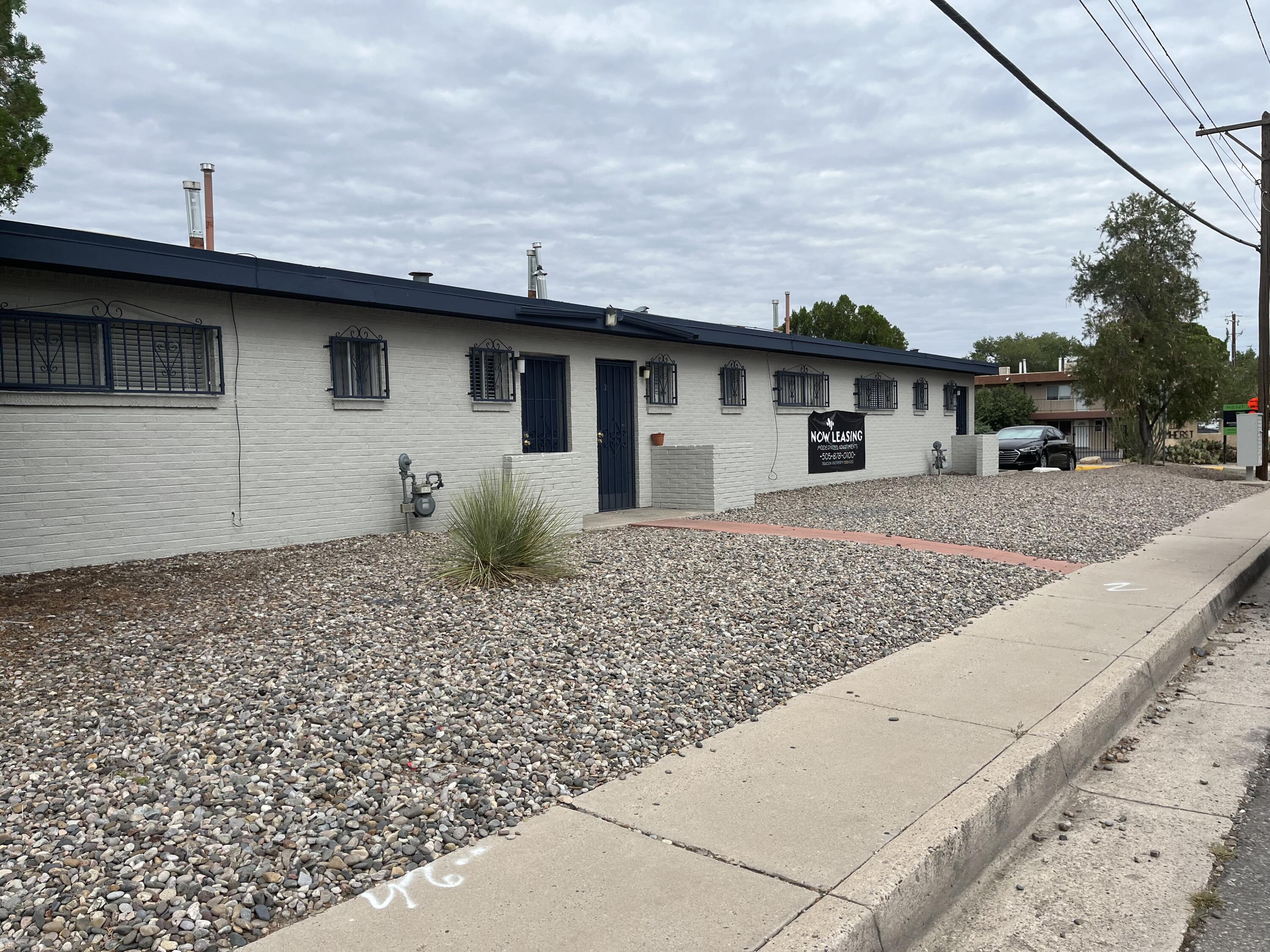 3434-3438 Thaxton Avenue SE, Albuquerque, NM 87106