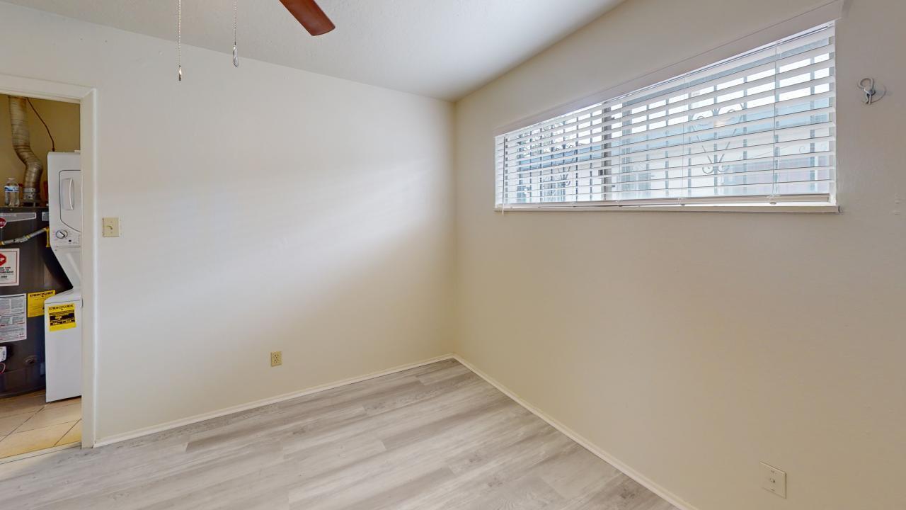 Photo 2 — 3434-3438 Thaxton Avenue SE