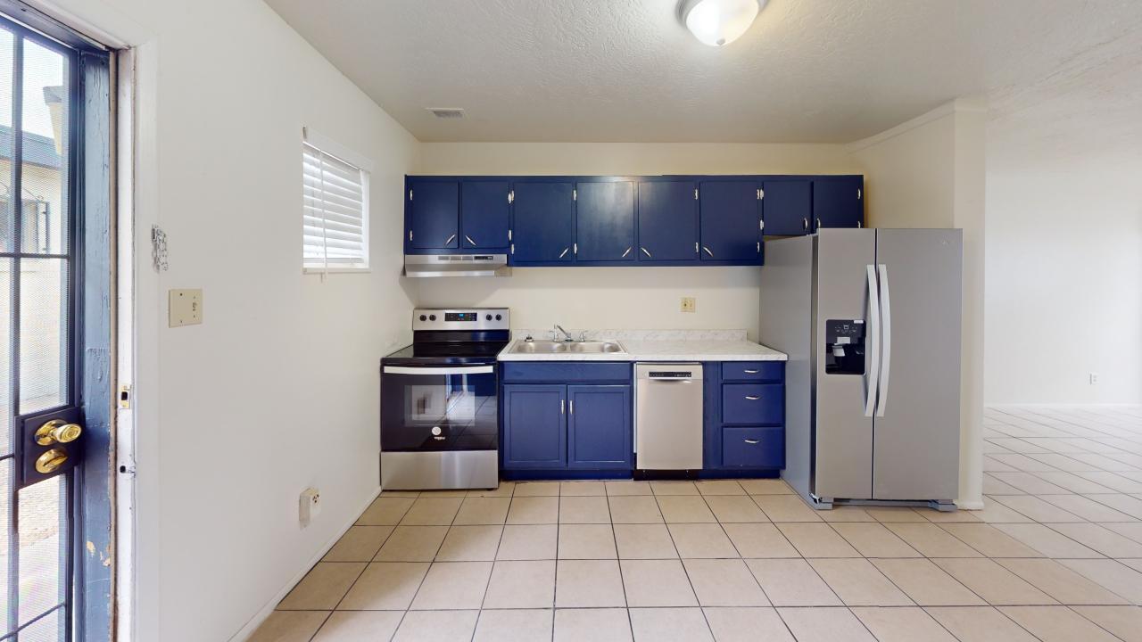 Photo 6 — 3434-3438 Thaxton Avenue SE