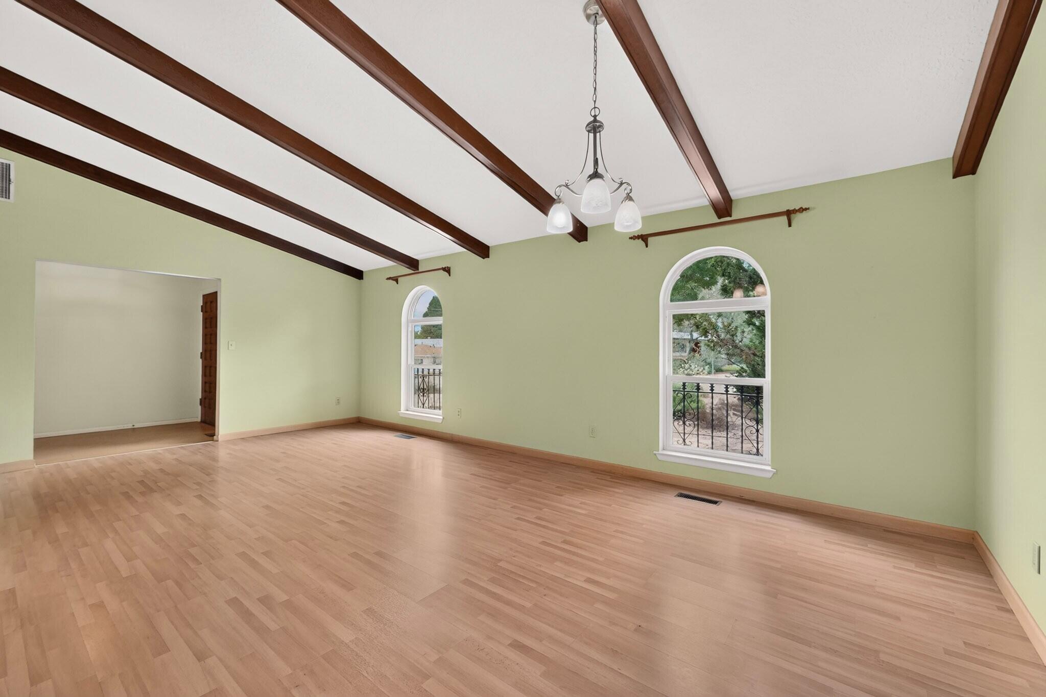 Photo 15 — 3532 Haines Avenue NE