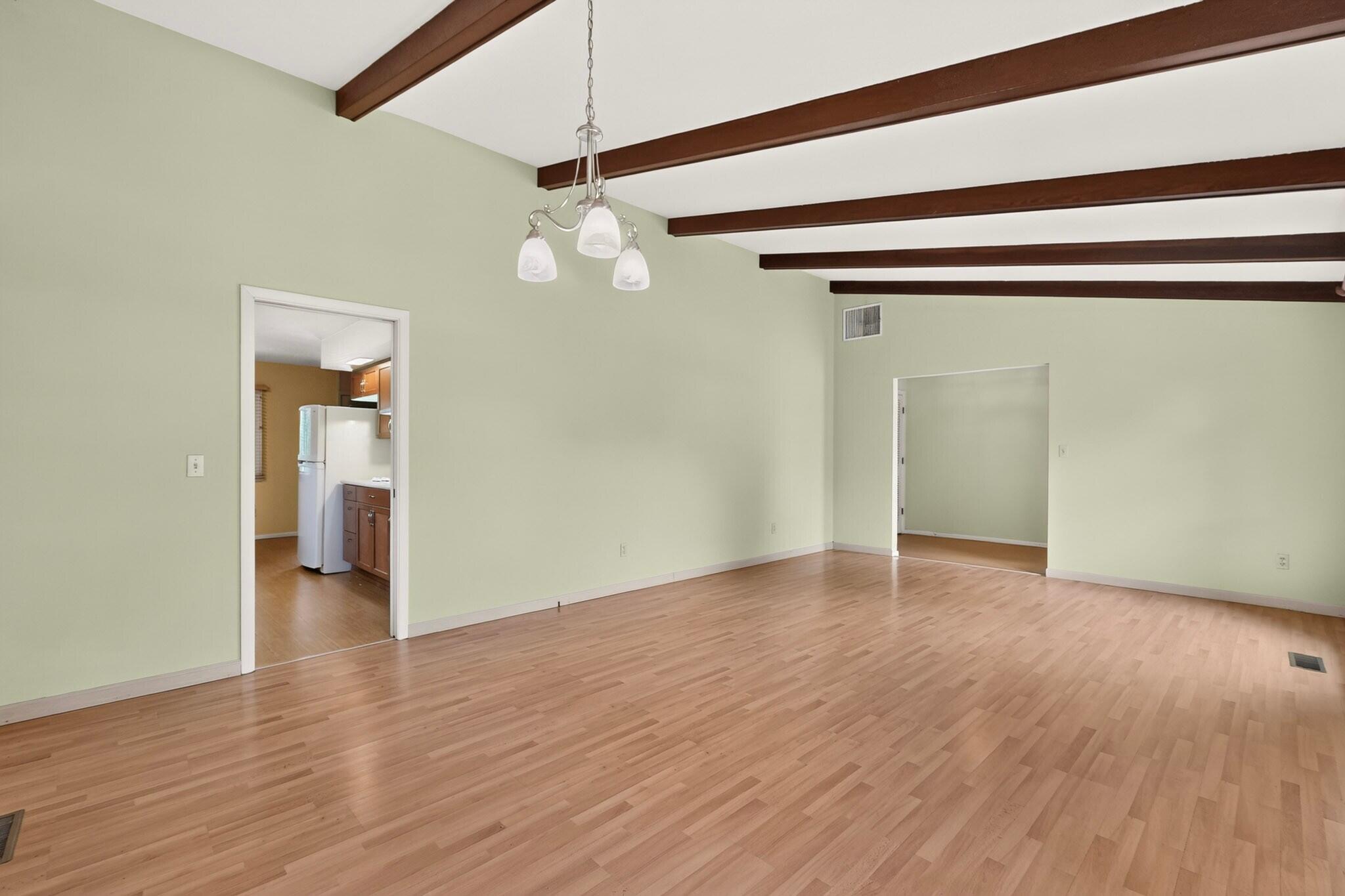Photo 18 — 3532 Haines Avenue NE