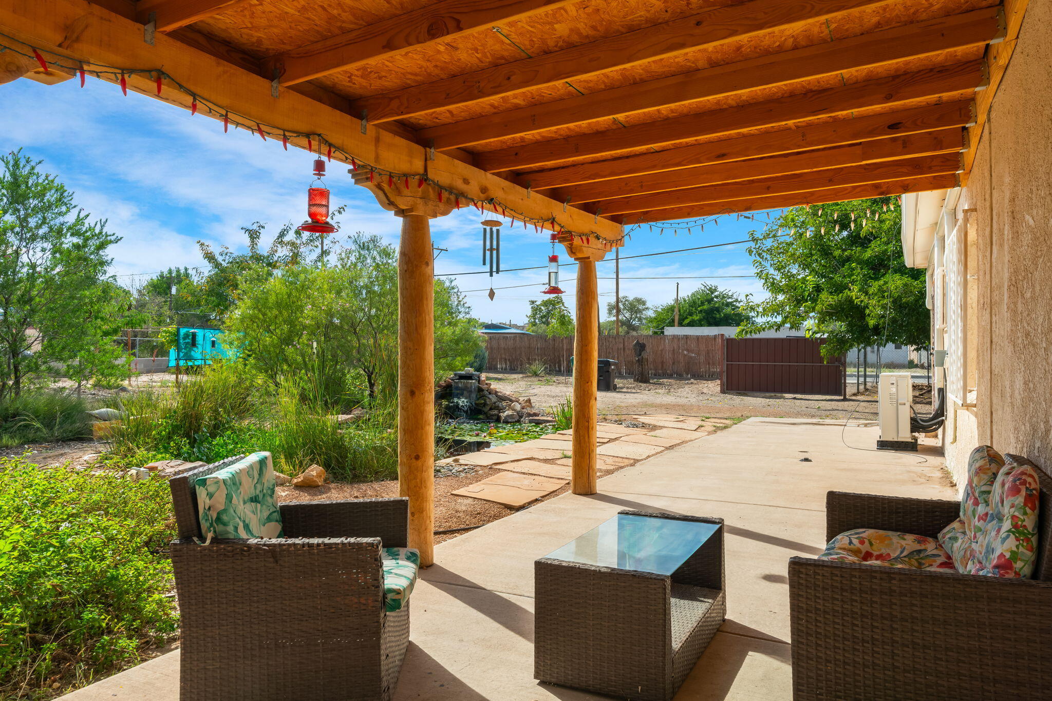Photo 16 — 406 Atrisco Drive SW
