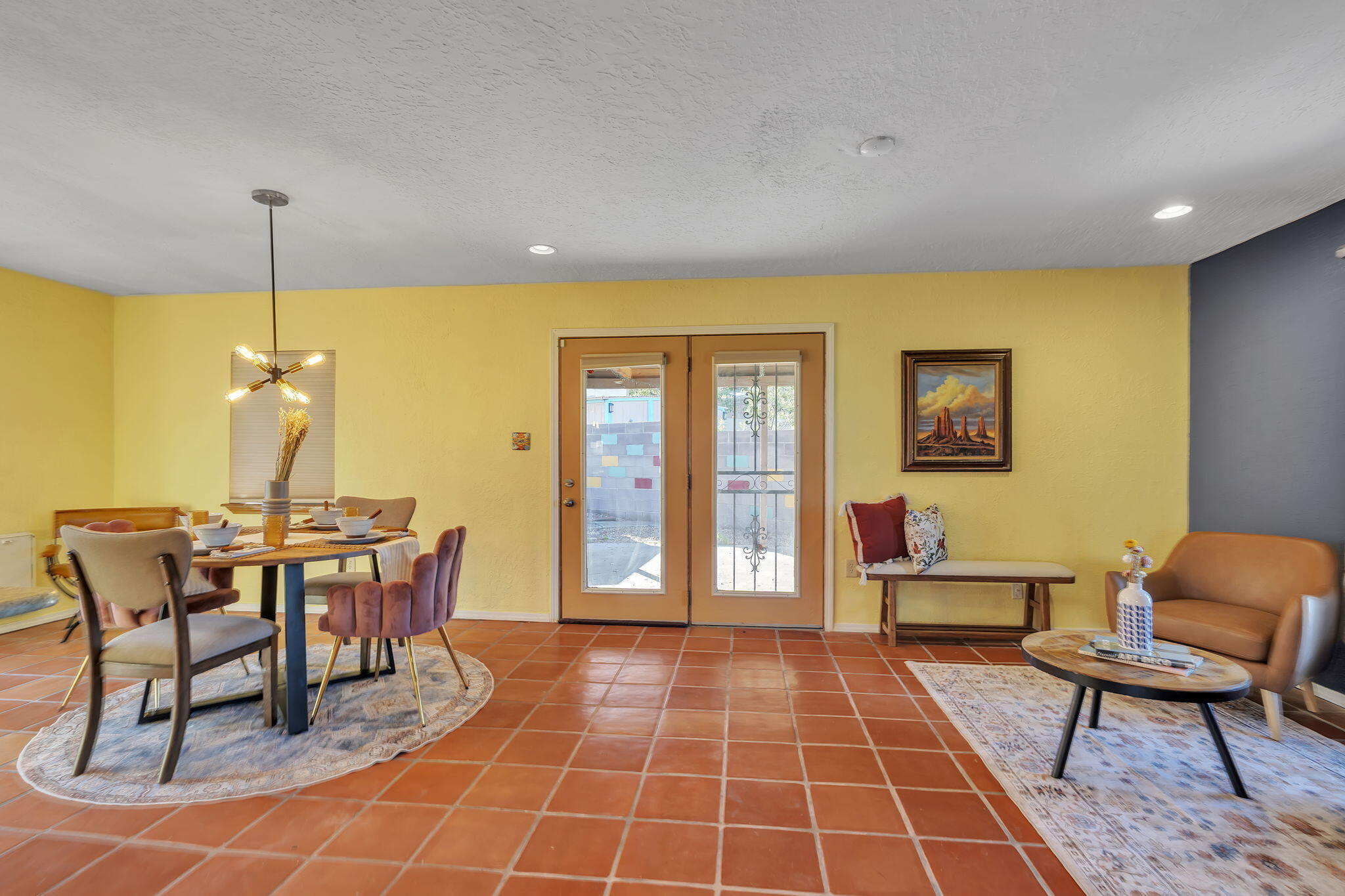 Photo 11 — 712 Tranquilino Court NE