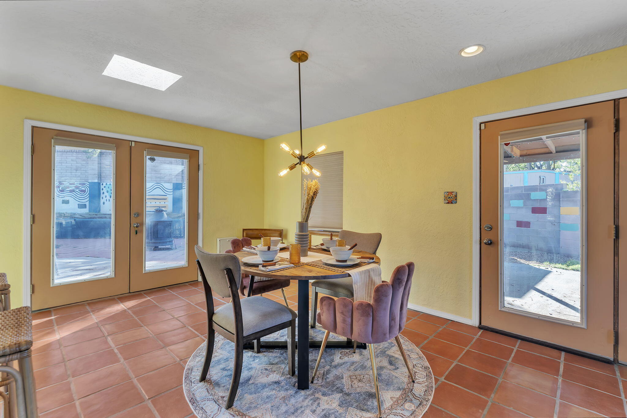 Photo 13 — 712 Tranquilino Court NE