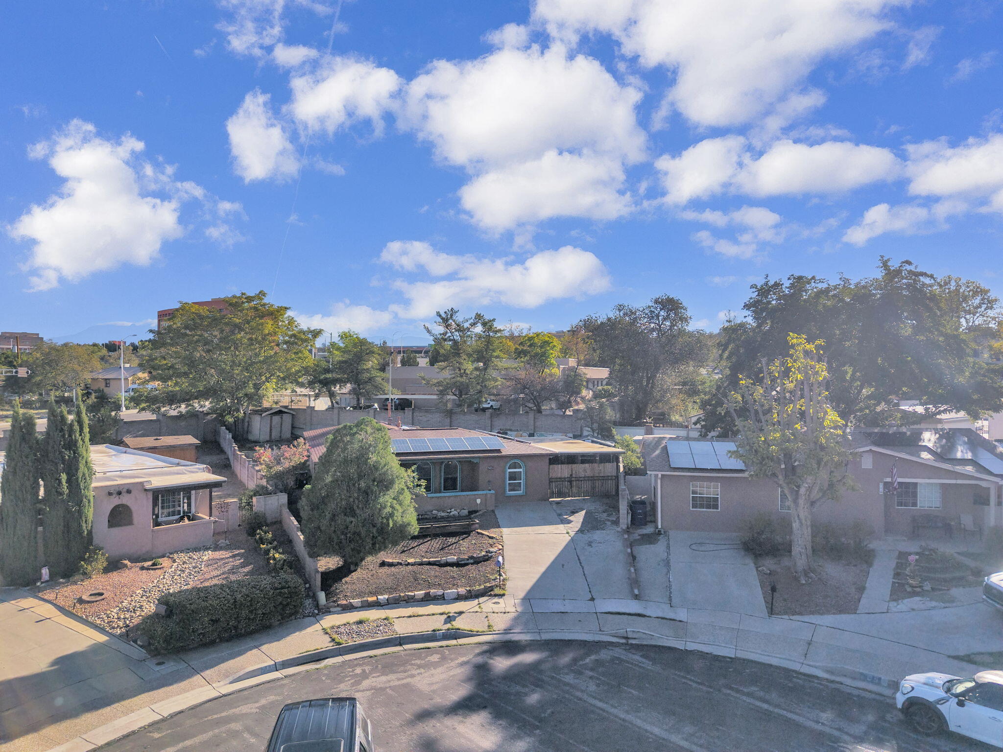 Photo 6 — 712 Tranquilino Court NE