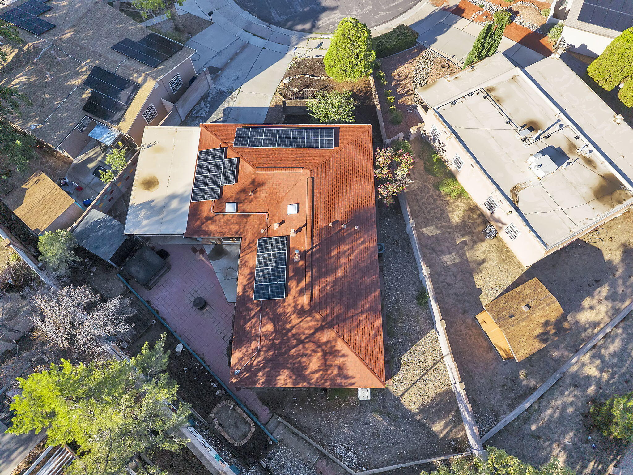 Photo 9 — 712 Tranquilino Court NE