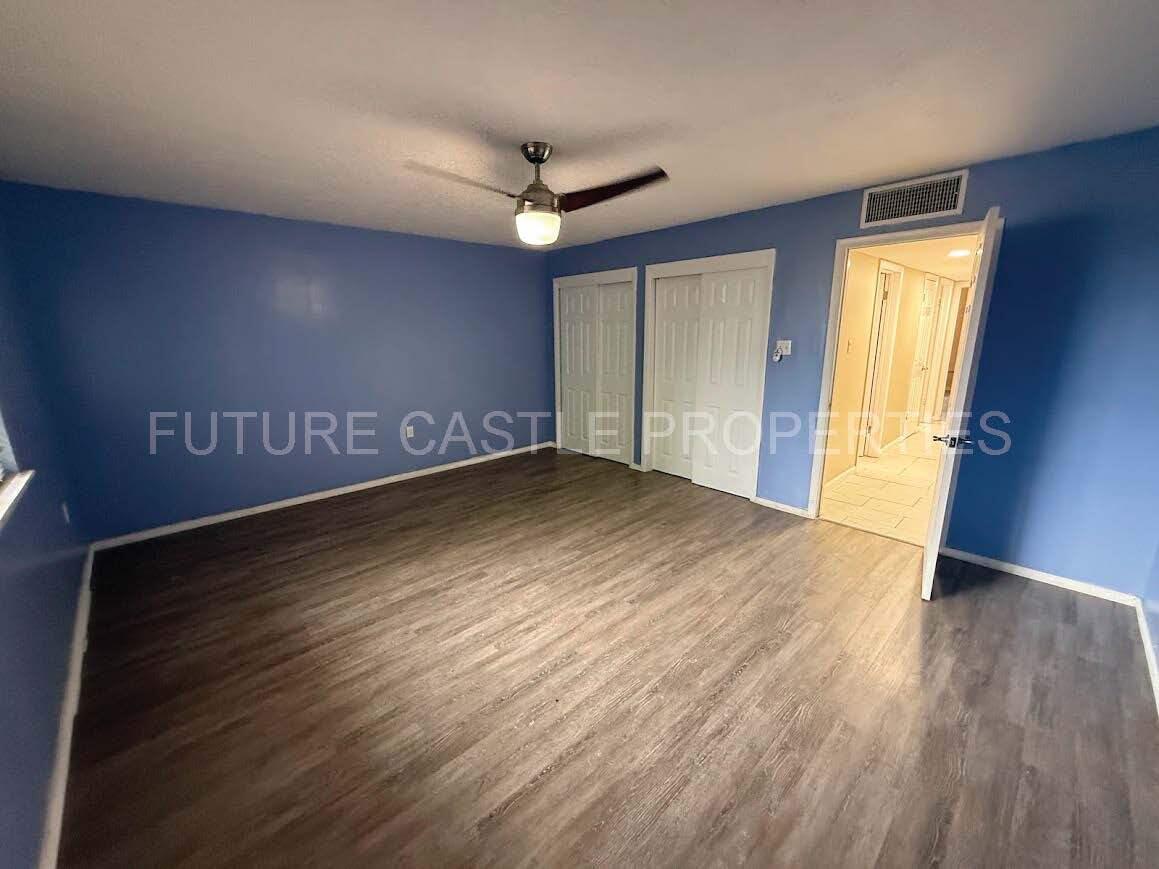 Photo 7 — 1901 Grande Boulevard SE