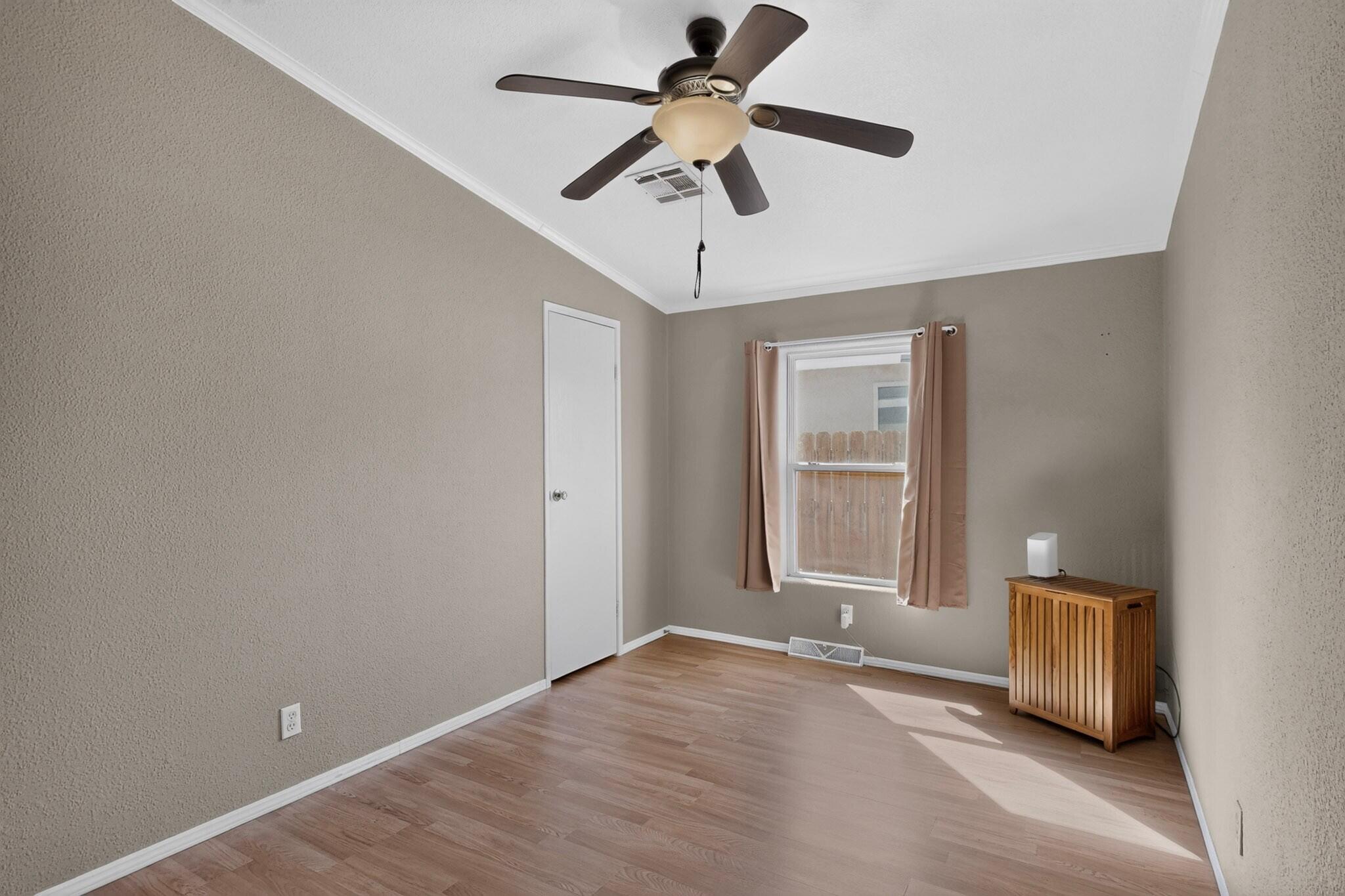 Photo 14 — 8905 Odin Road SW